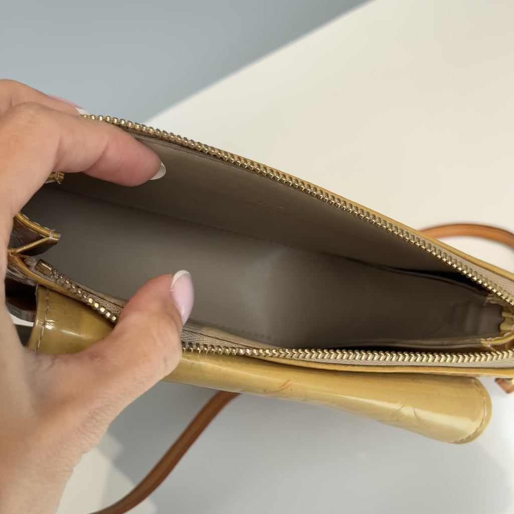 Louis Vuitton Vernis Mott Bag - Queen May