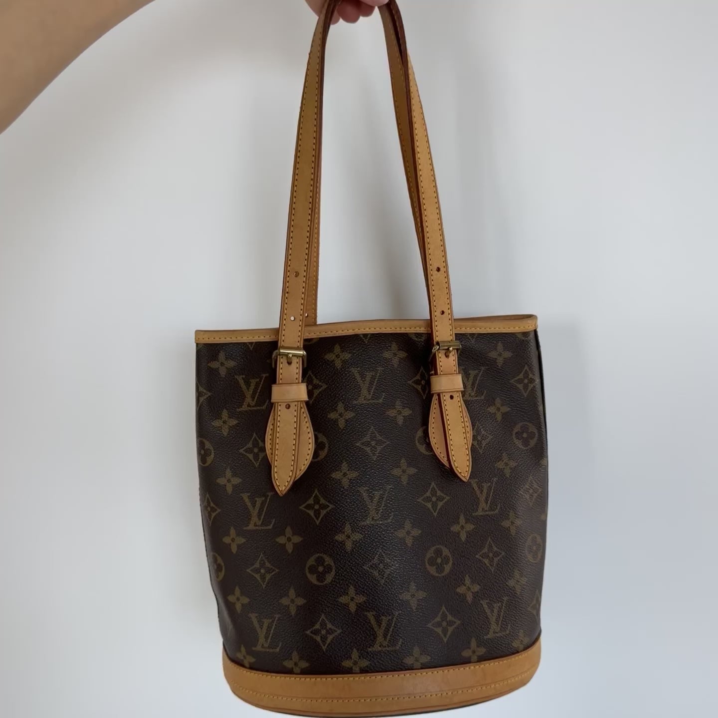 Louis Vuitton Monogram Marais Petite Bucket Bag PM With Pouch - Queen May