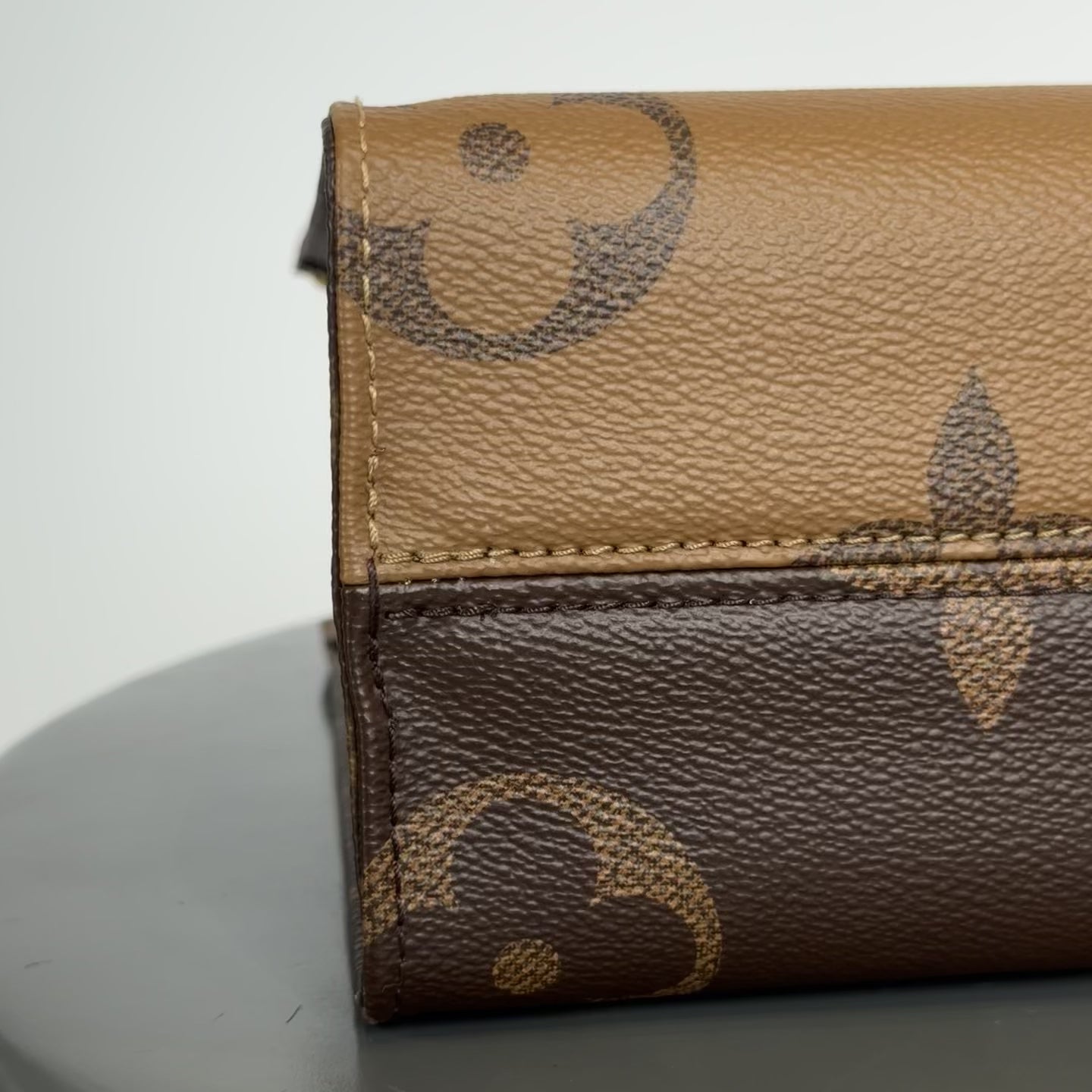 Louis Vuitton On The Go PM - Queen May