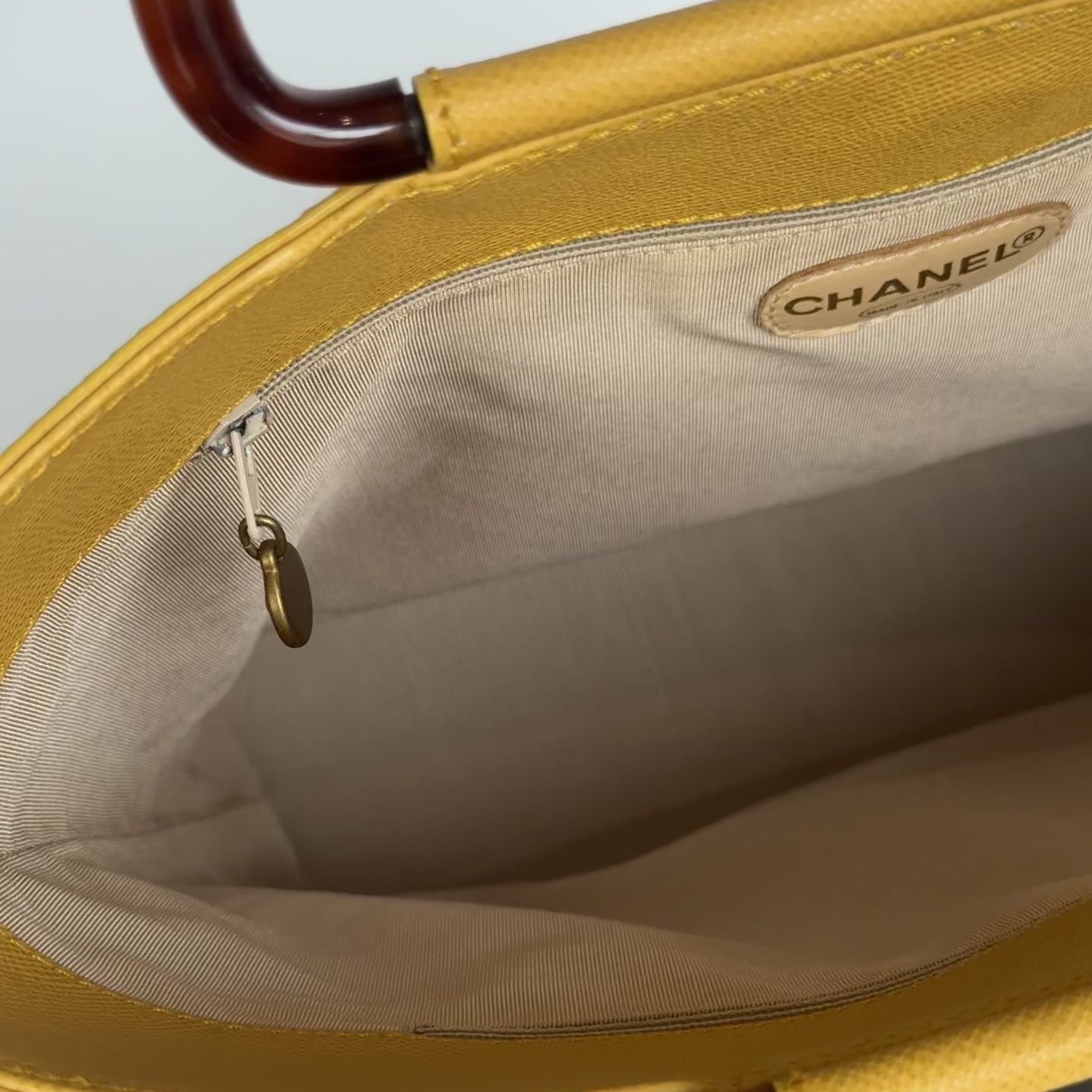 Chanel Grained Calfskin Tortoise Top Handle Tote Bag - Queen May