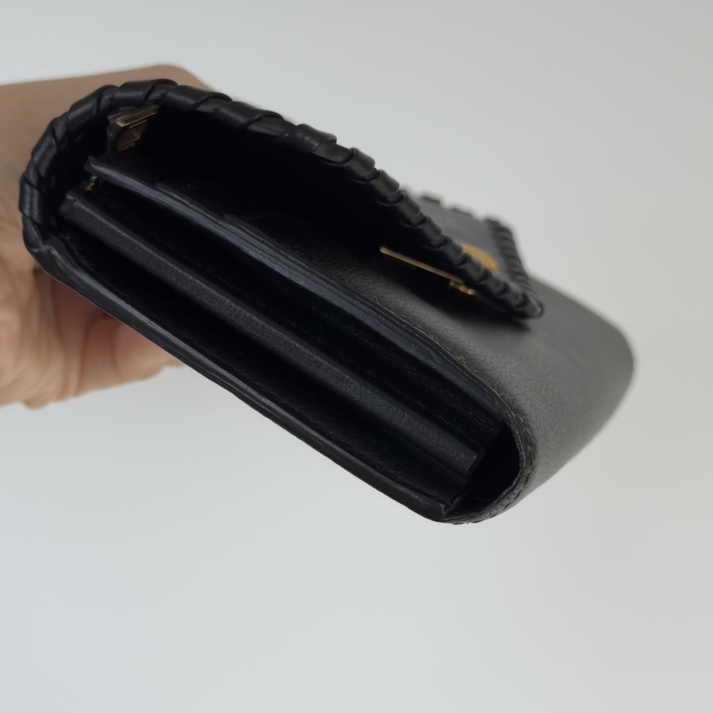 Louis Vuitton Cuir Plume Very Wallet Black - Queen May