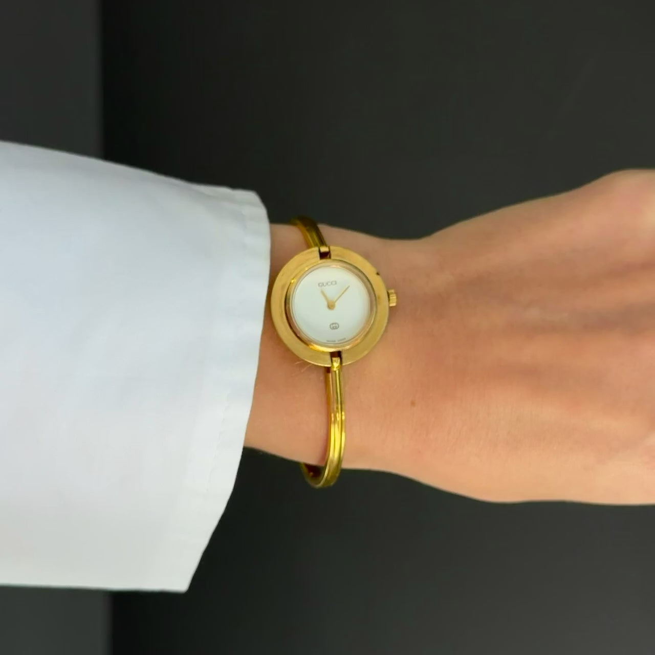 Vintage Gucci Interchangeable Bezel Bangle Watch - Queen May
