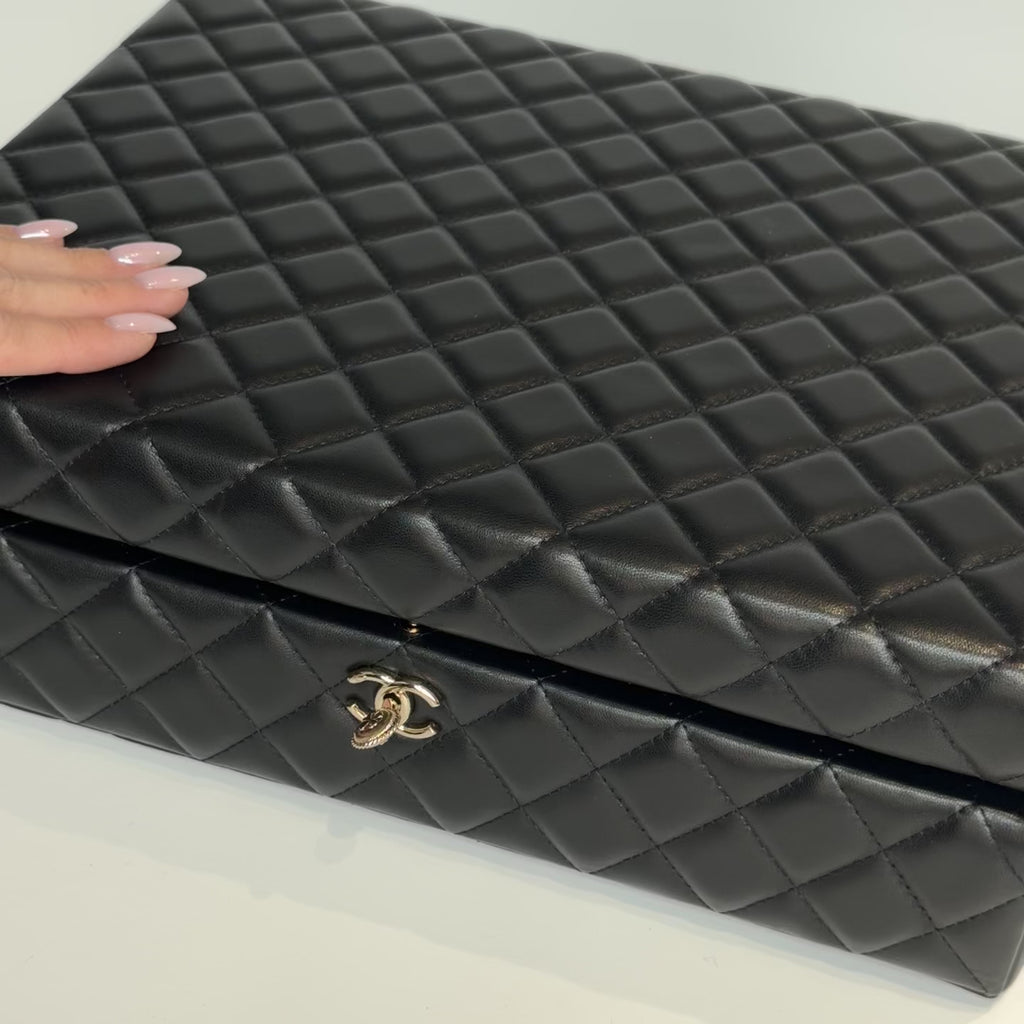 Chanel Success Story Collectors Set Paris 31 Rue Cambon Metiers D'Art 2020 - Queen May