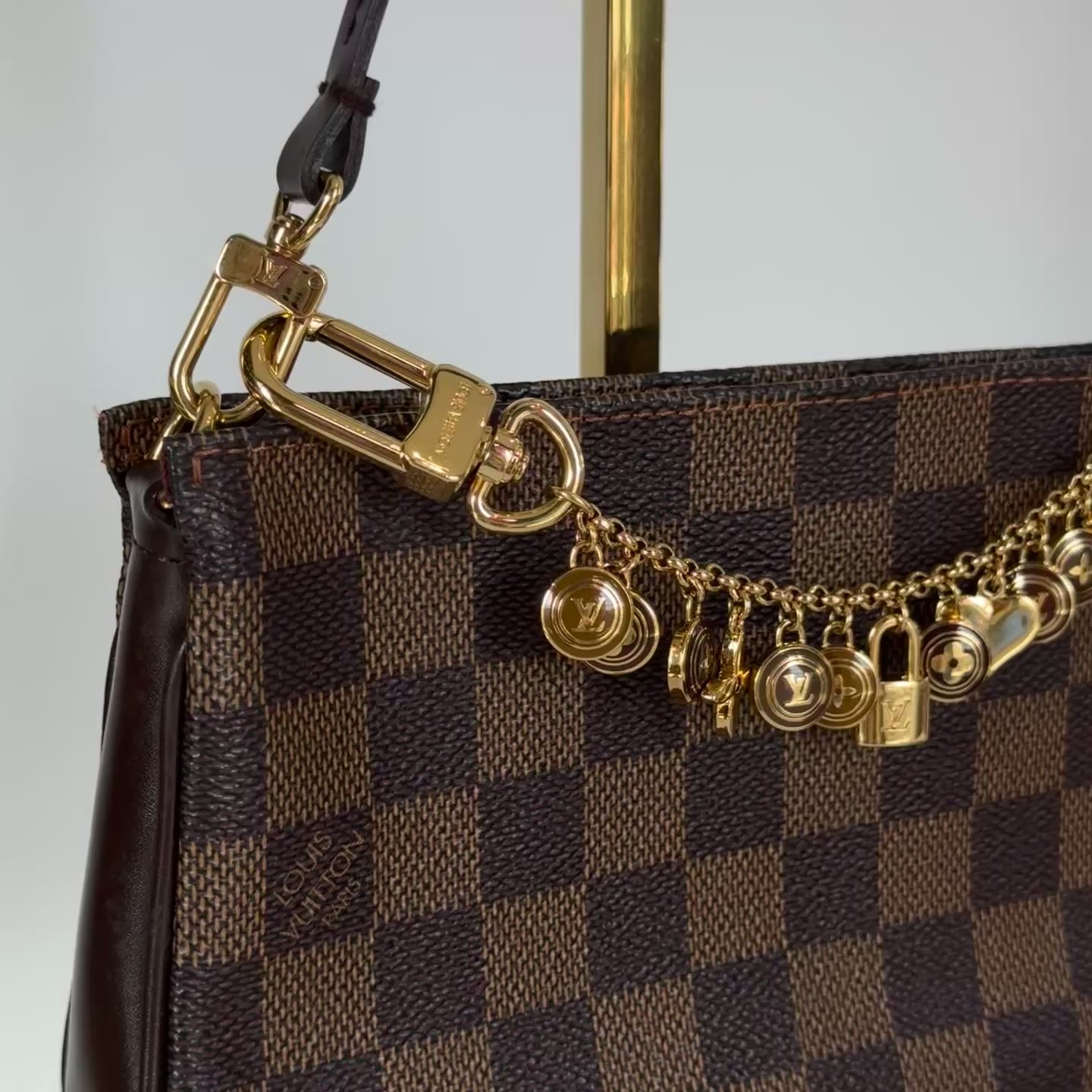 Louis Vuitton Pastilles Bag Charm - Queen May
