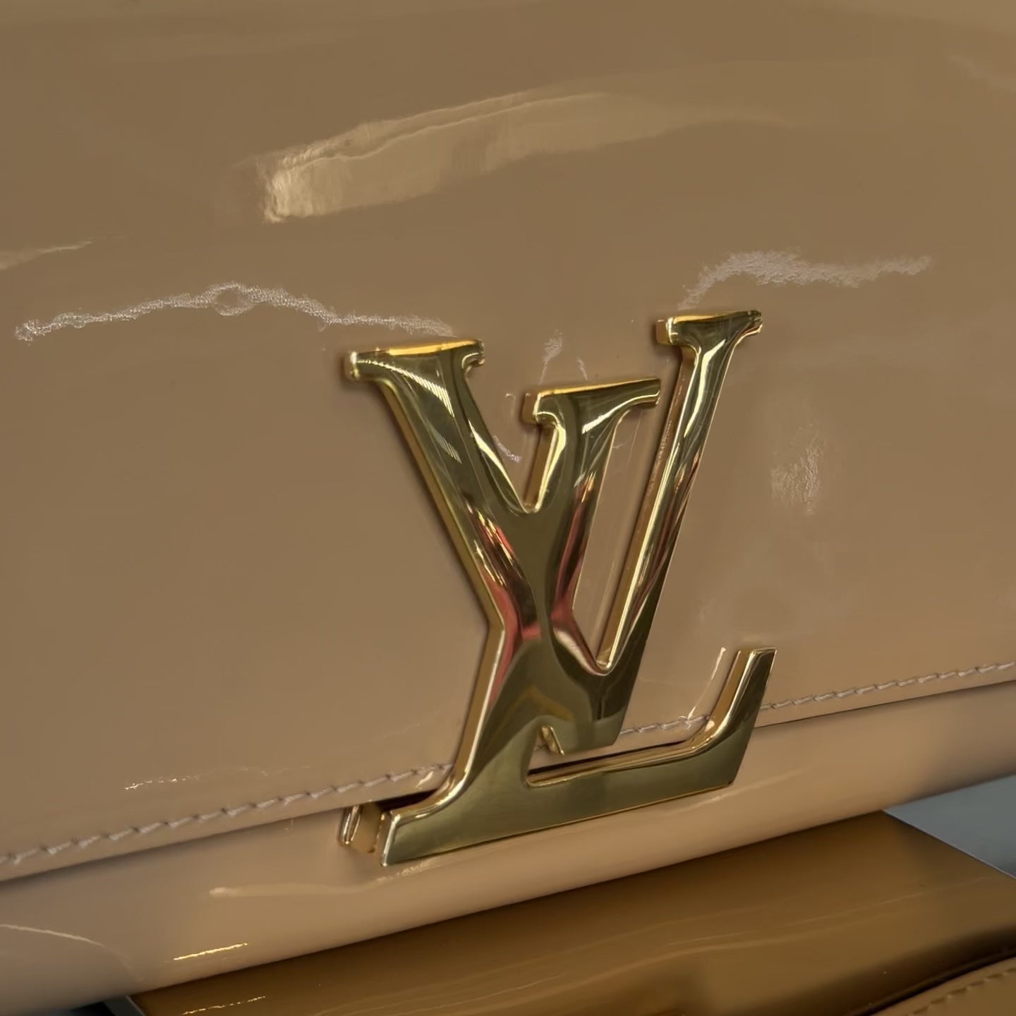 Louis Vuitton Vernis Patent Leather Louise Clutch - Queen May
