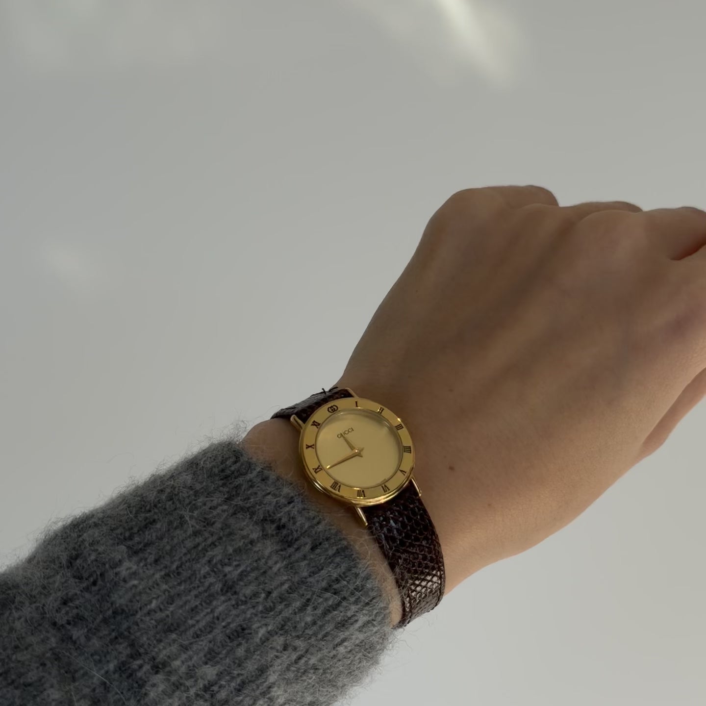 Gucci 3000.2L Ladies Gold Tone Watch - Queen May