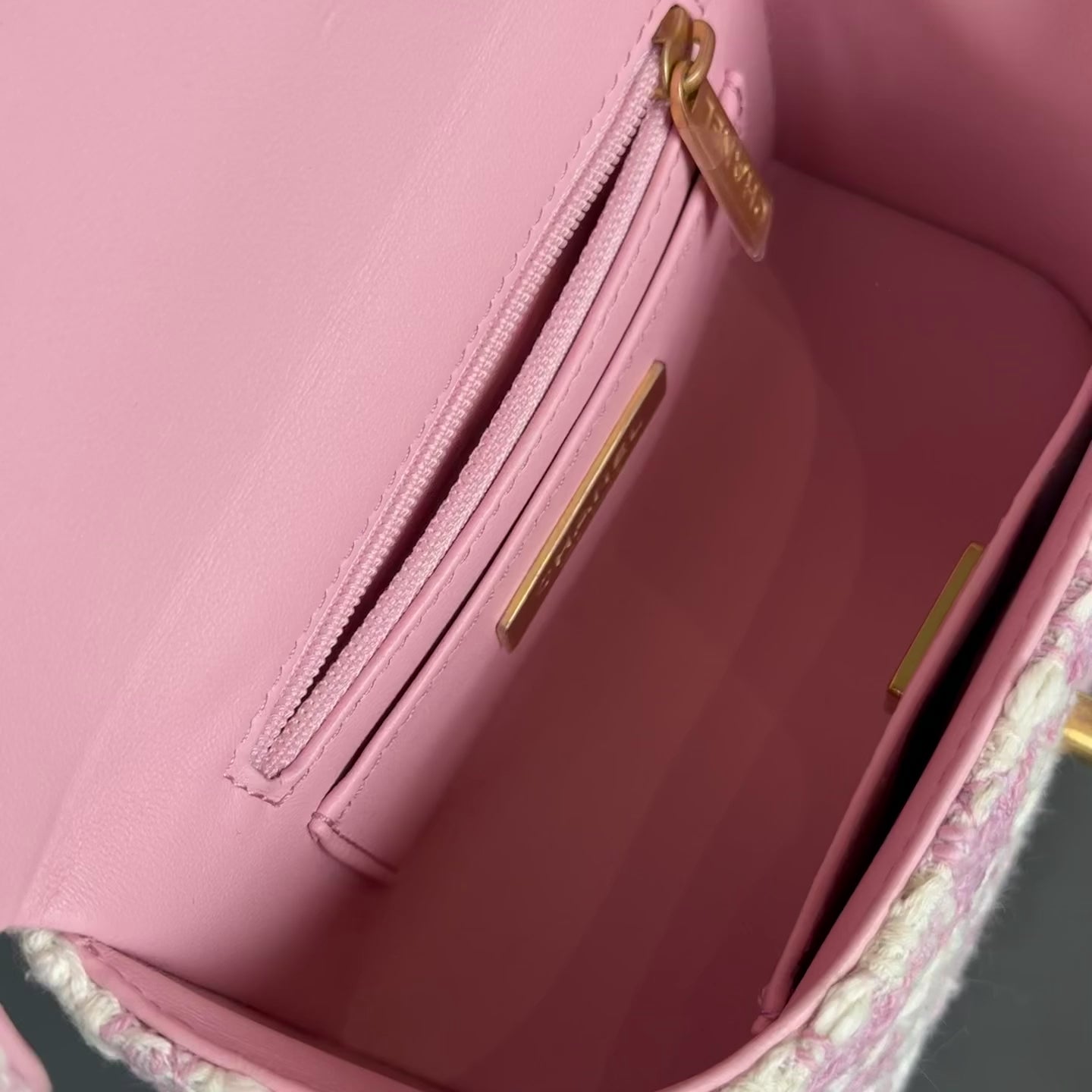 Chanel Pink Ecru Tweed Handle Crush Small Vanity Case - Queen May