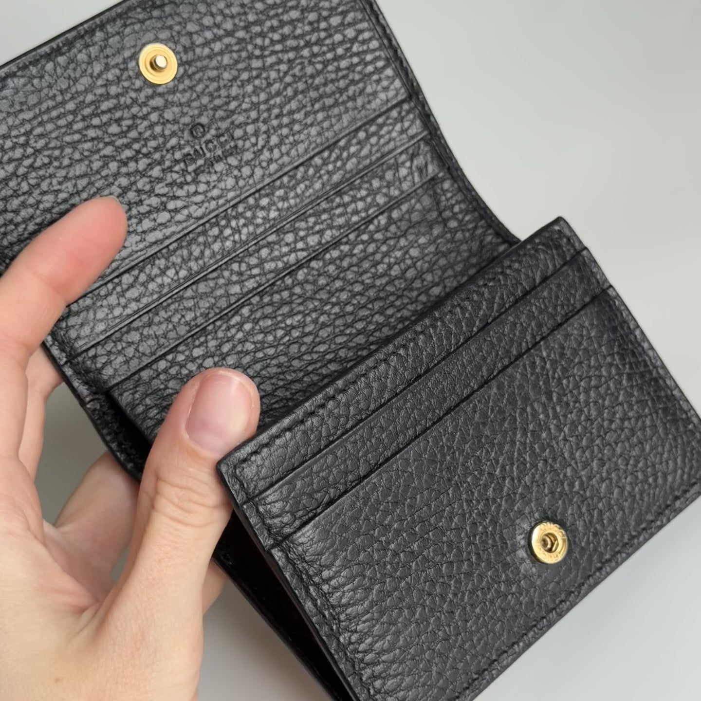 Gucci GG Marmont Bi-Color Card Case Wallet In Black Leather - Queen May