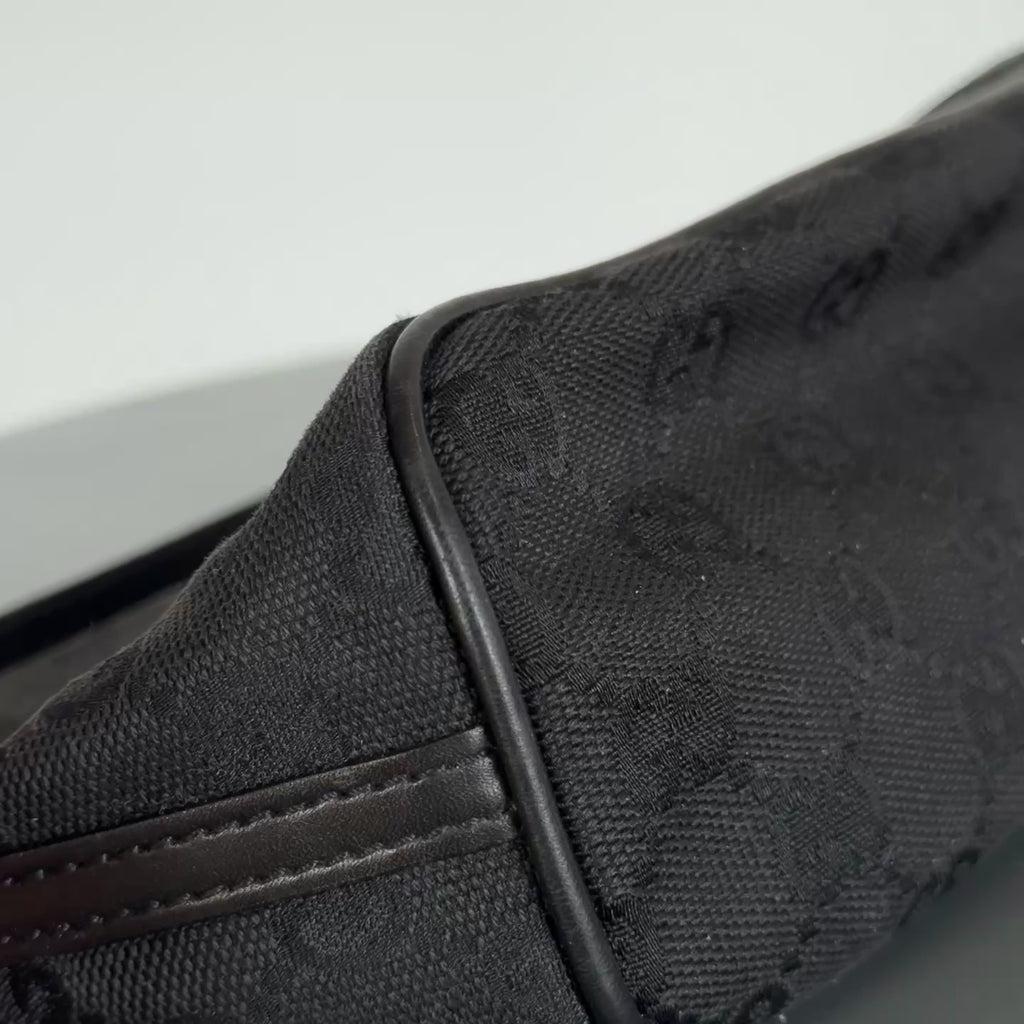Gucci Boat Pochette - Queen May