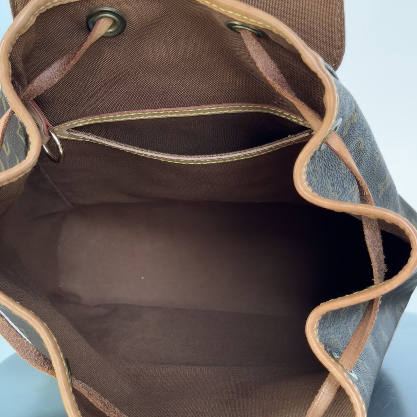 Louis Vuitton Monogram Montsouris MM - Queen May