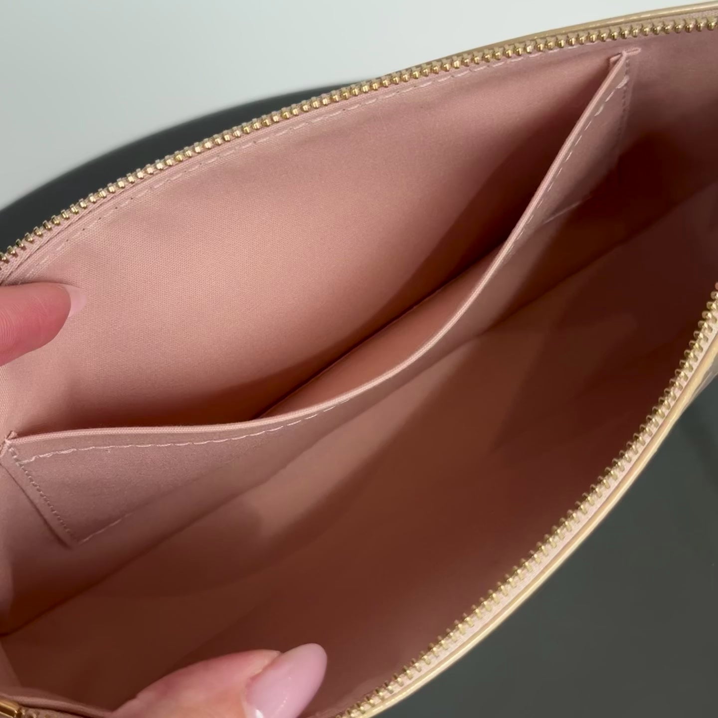 Louis Vuitton Monogram Vernis Lexington Cream - Queen May