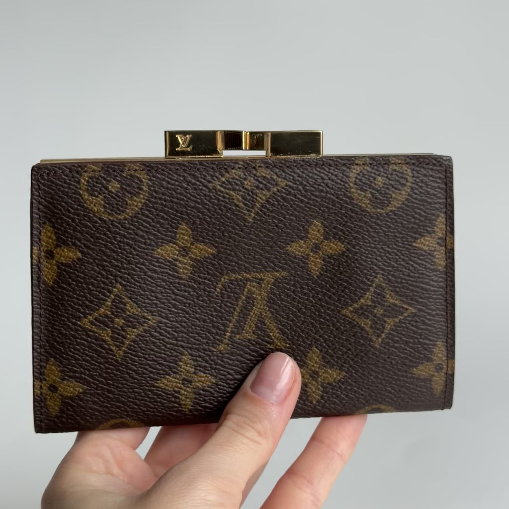 Louis Vuitton Monogram French Kisslock Wallet - Queen May
