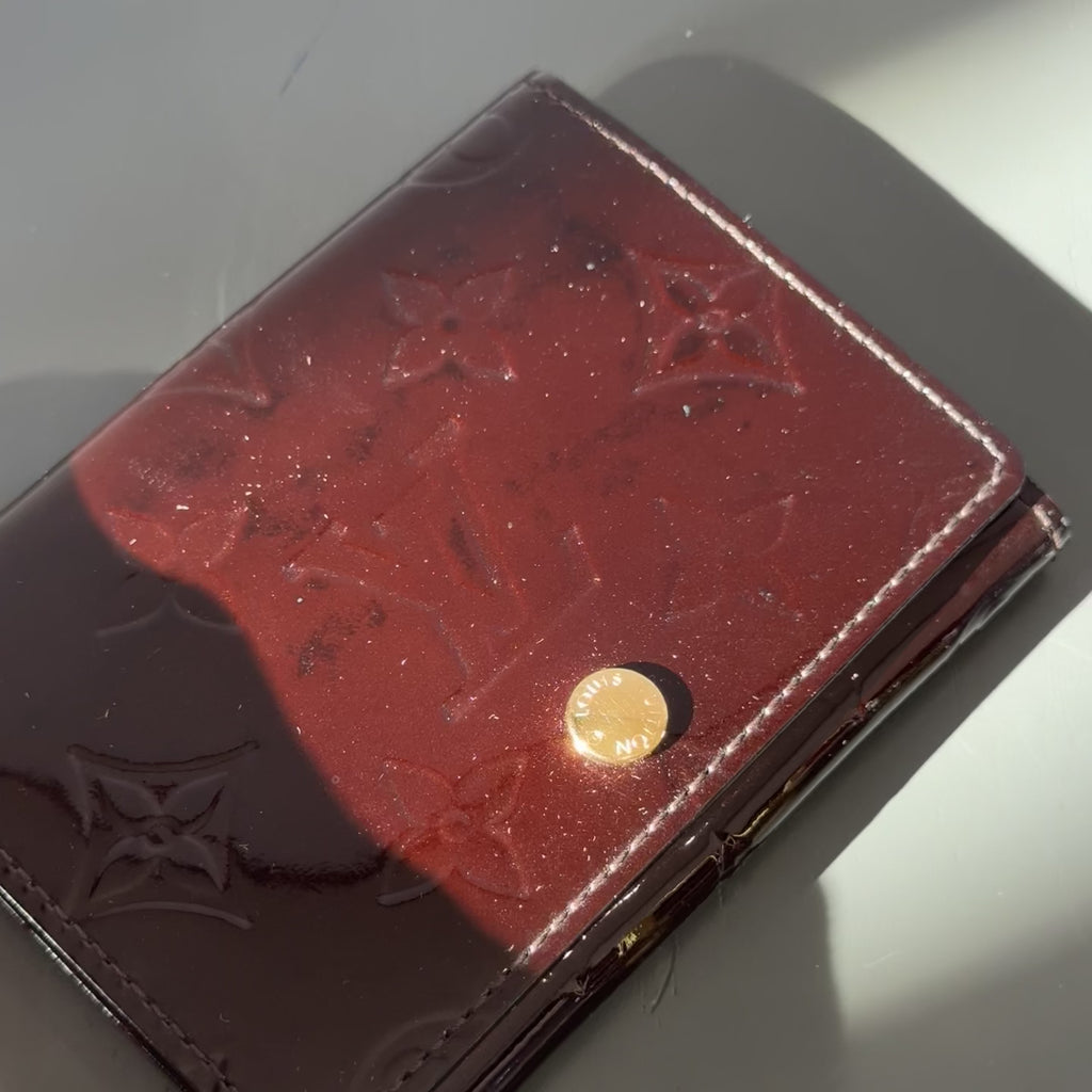 Louis Vuitton Vernis Card Holder Amarante - Queen May