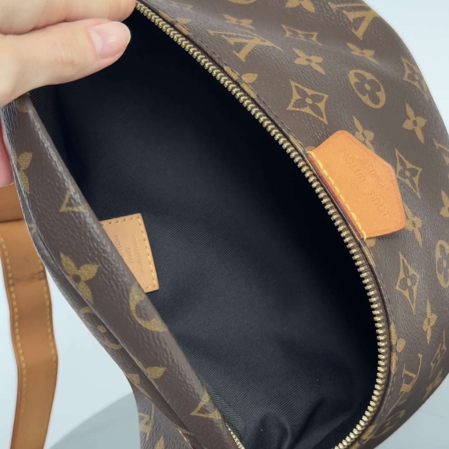 Louis Vuitton Monogram Bumbag - Queen May
