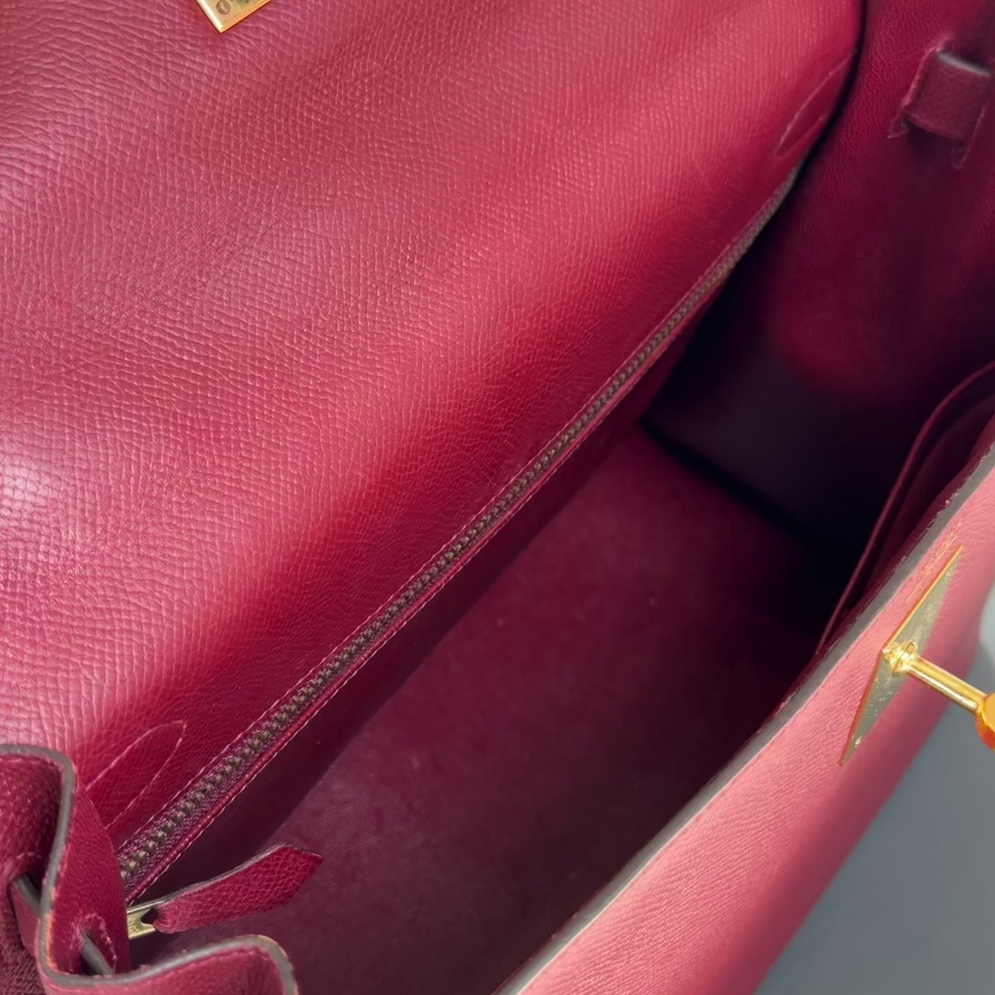 Vintage Hermes Kelly 32 Epsom Leather Rouge H 1991 - Queen May