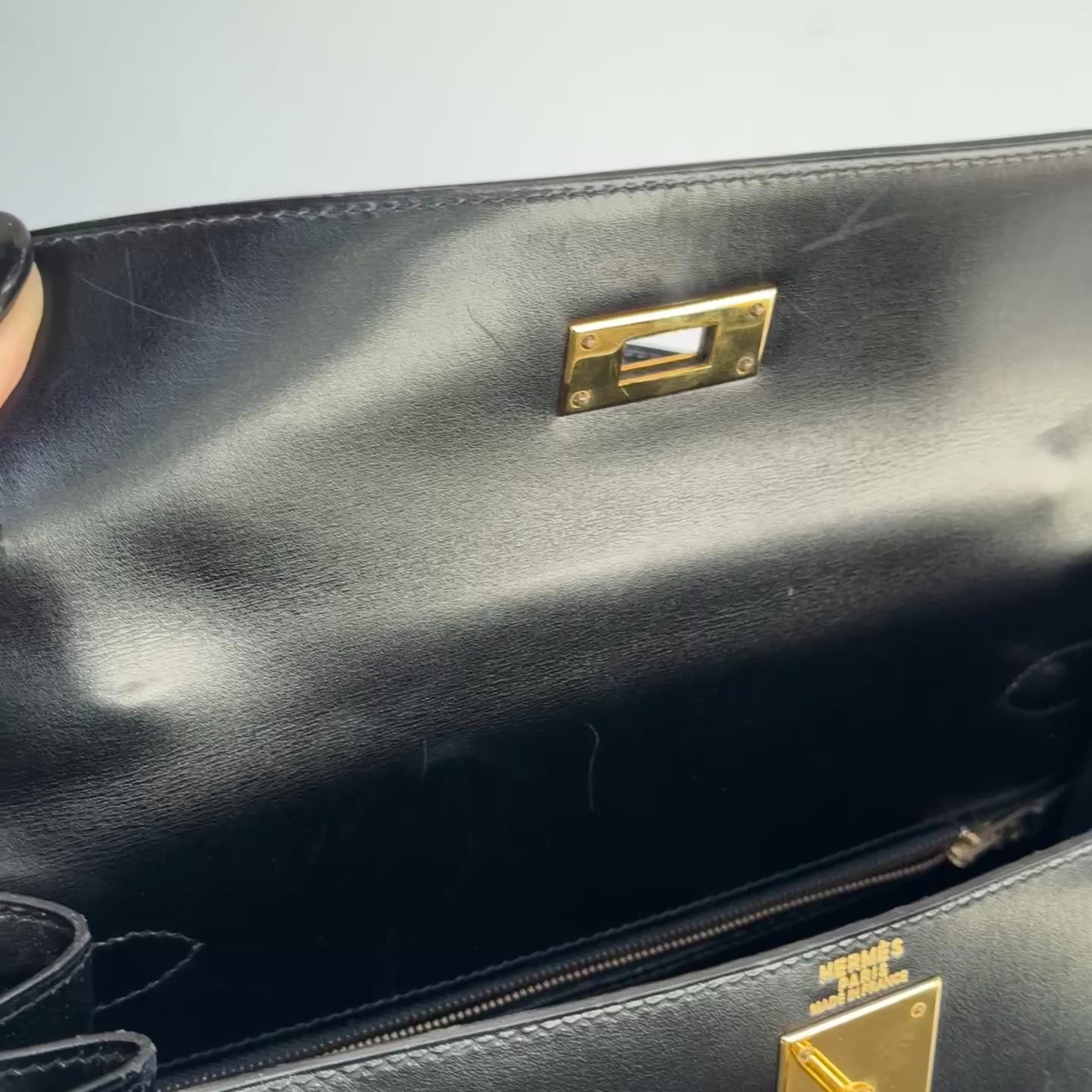 Hermes Black Box Kelly 28 Sellier Bag - Queen May