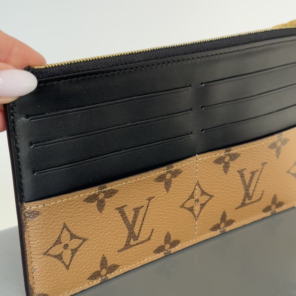 Louis Vuitton Slim Wallet - Queen May