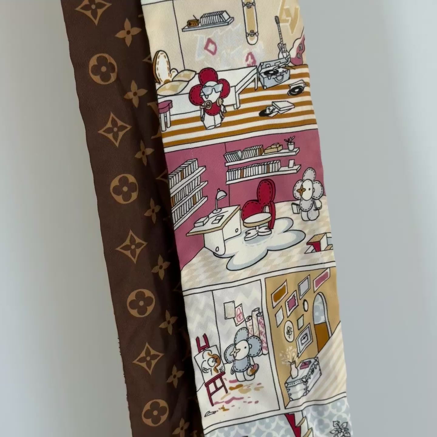 Louis Vuitton Vivienne Bandeau Silk Scarf - Queen May