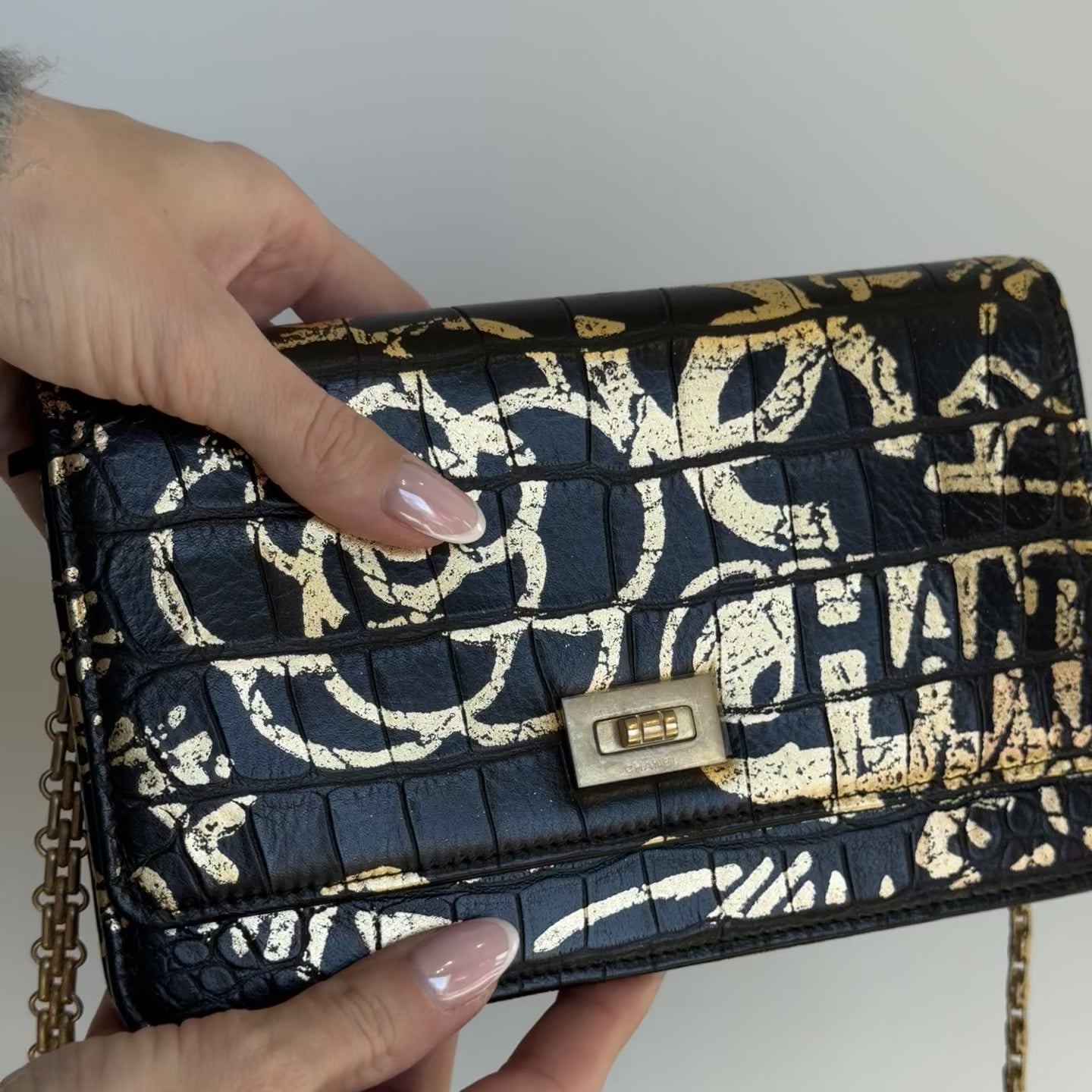 Chanel Paris-New York Graffiti Reissue Wallet On Chain - Queen May