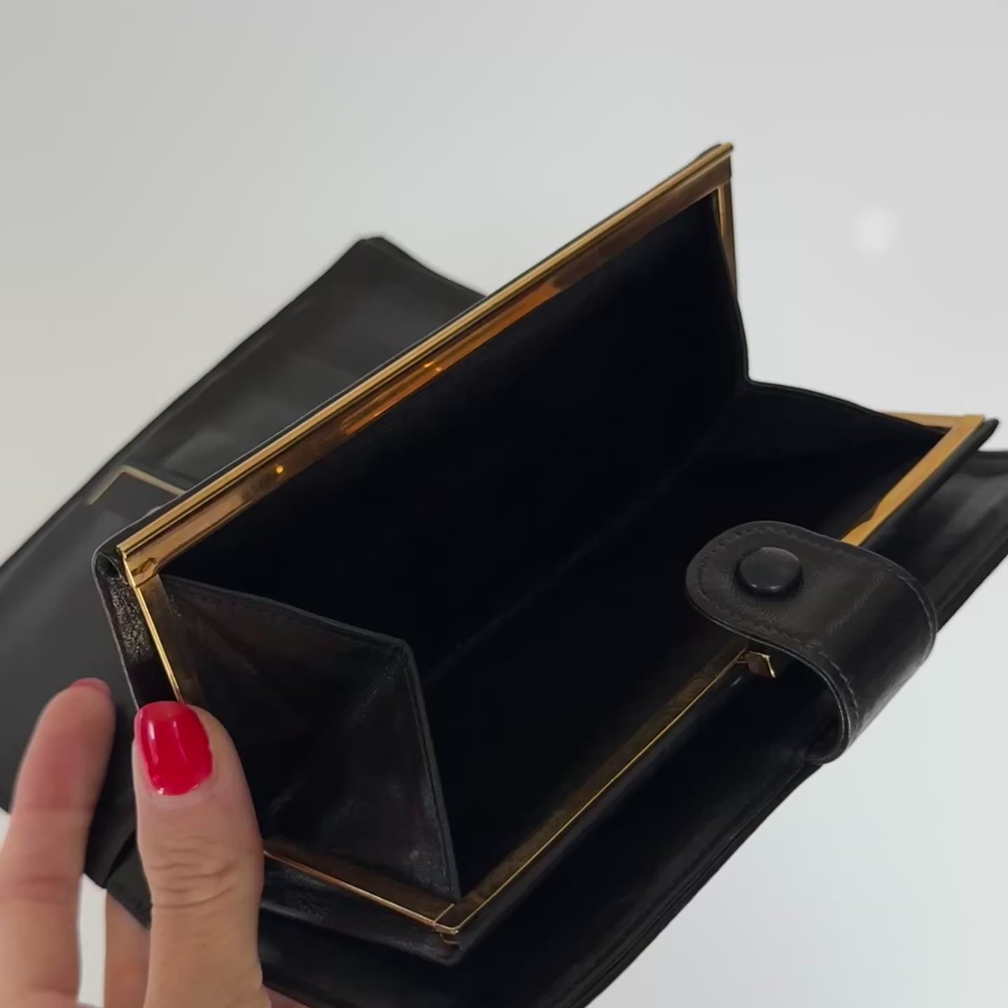 Vintage Chanel Lambskin Wallet - Queen May