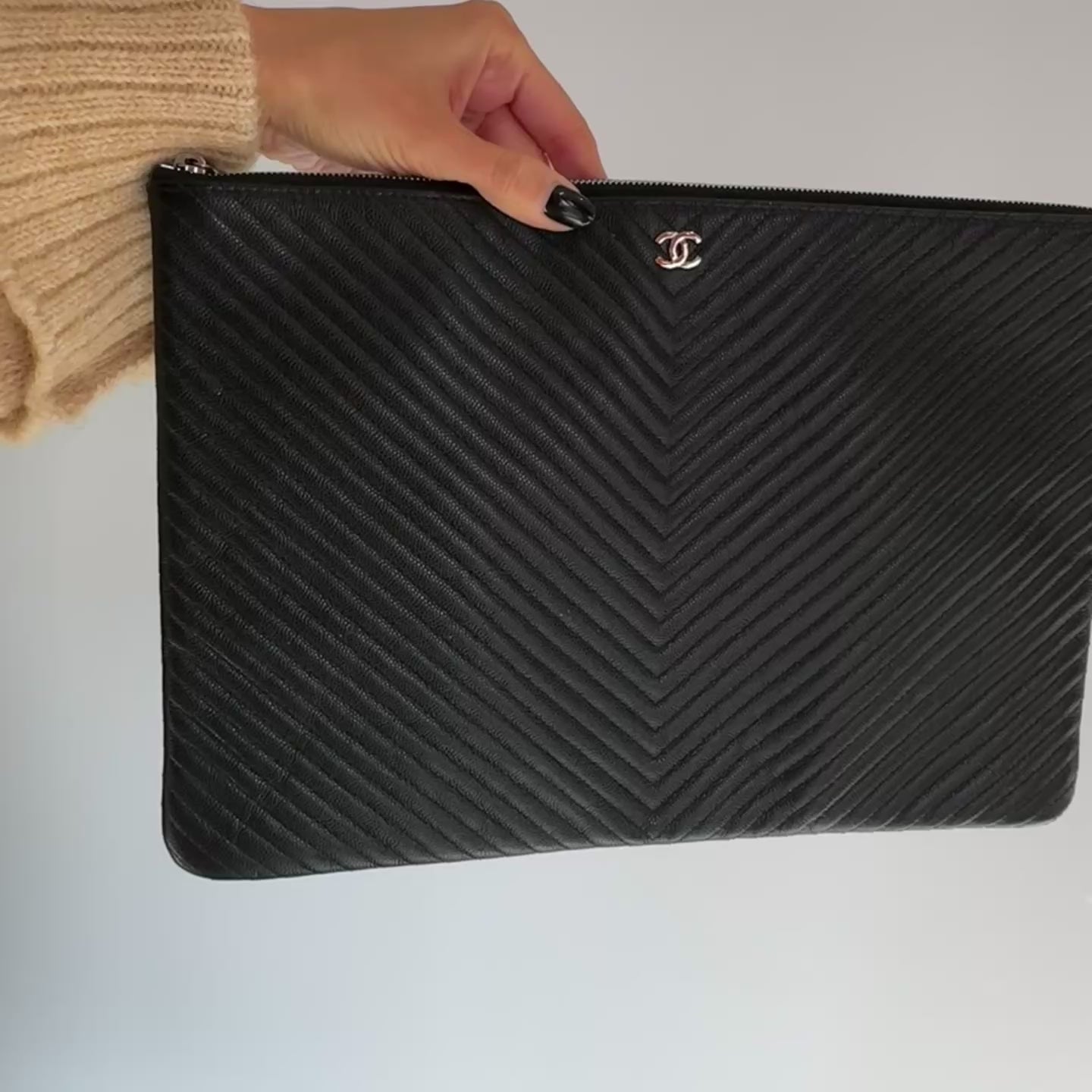 Chanel Caviar O-Case Chevron - Queen May