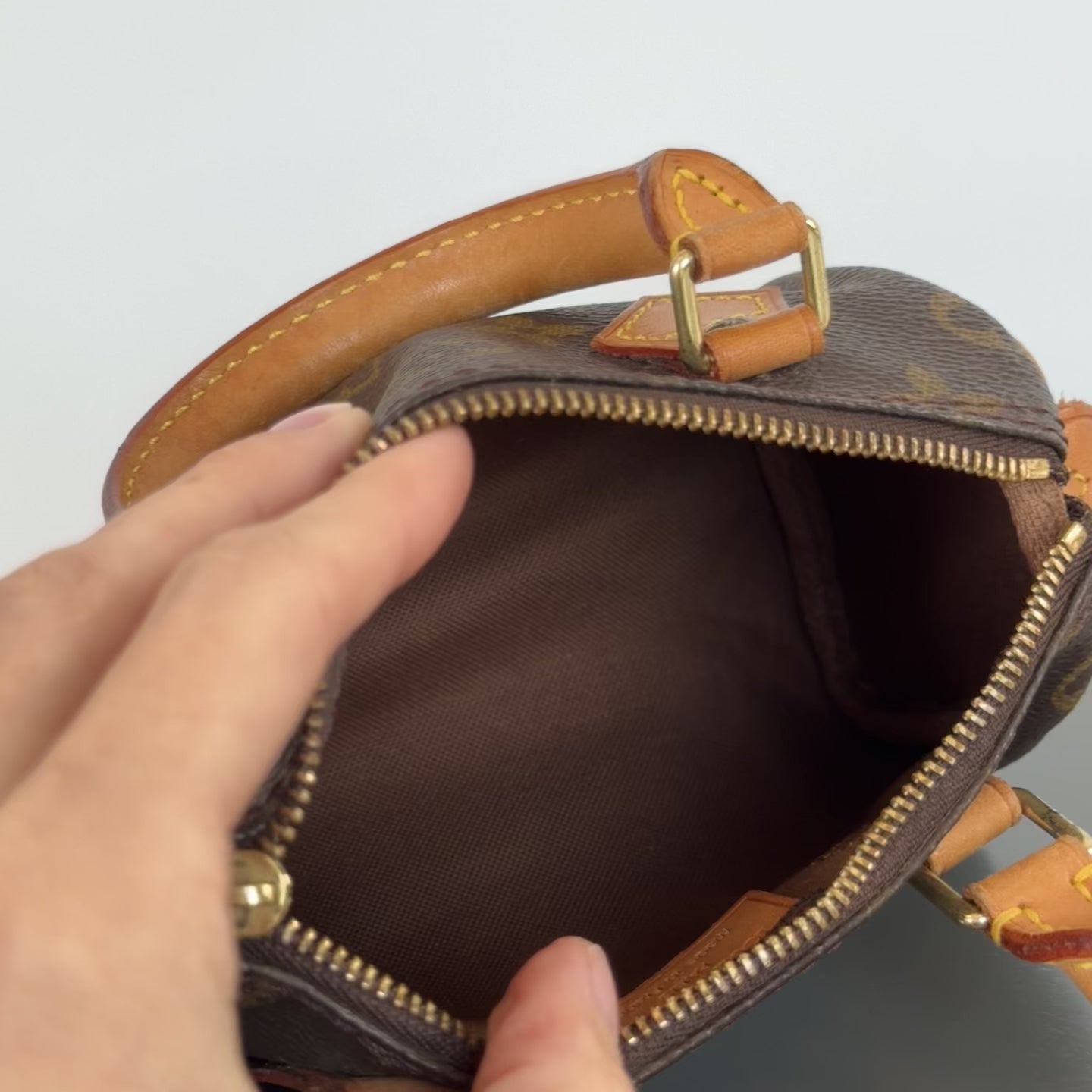 Louis Vuitton Mini Speedy - Queen May