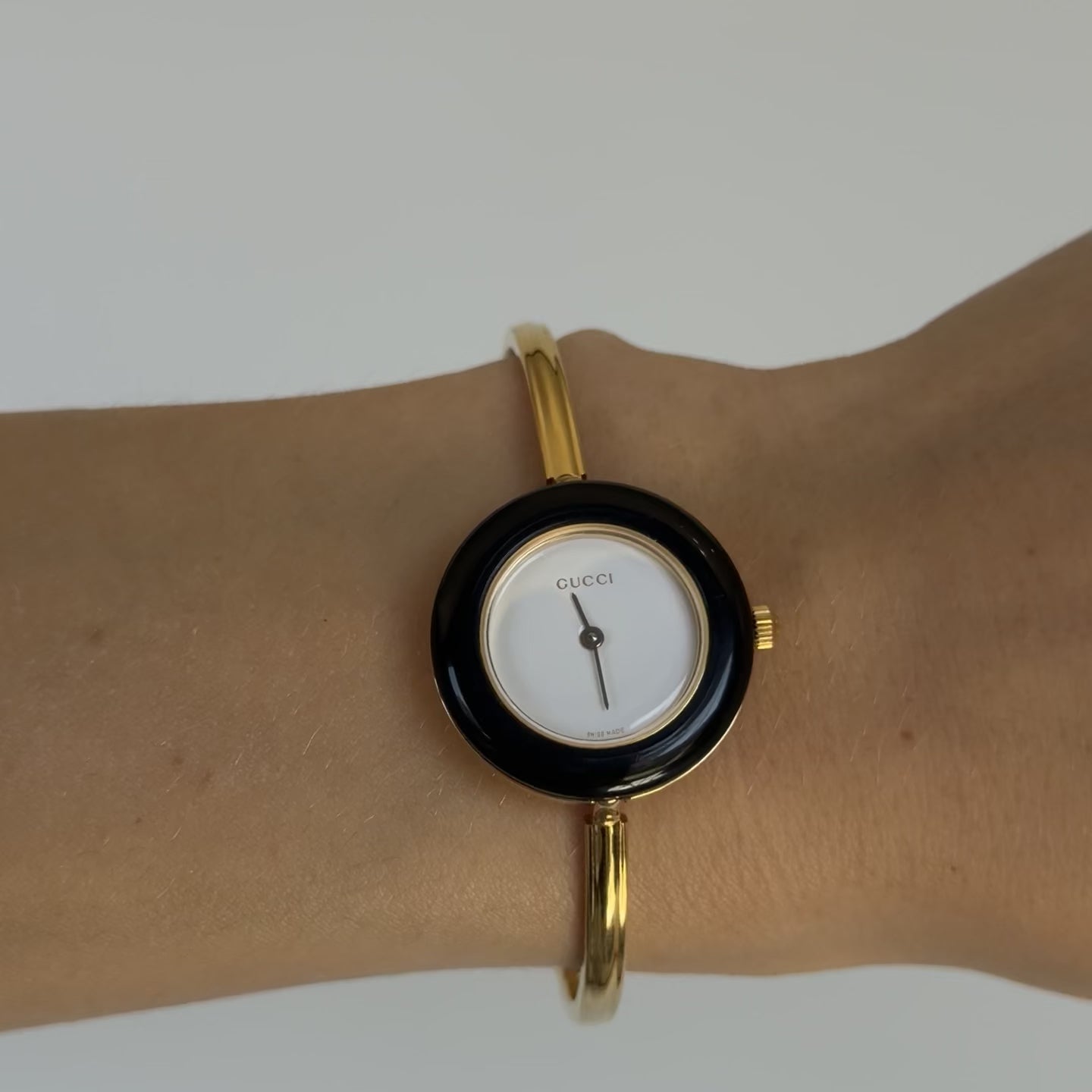 Vintage Gucci Interchangeable Bezel Watch 11 Colors - Queen May