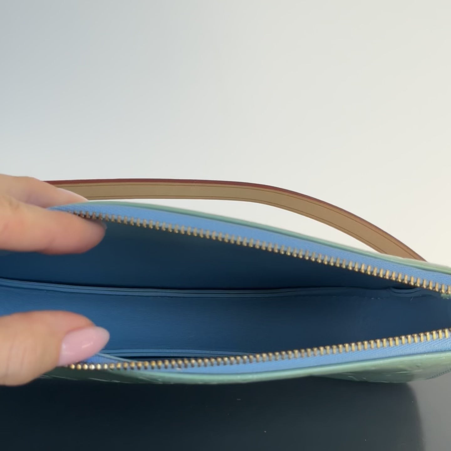 Louis Vuitton Vernis Lexington Teal - Queen May