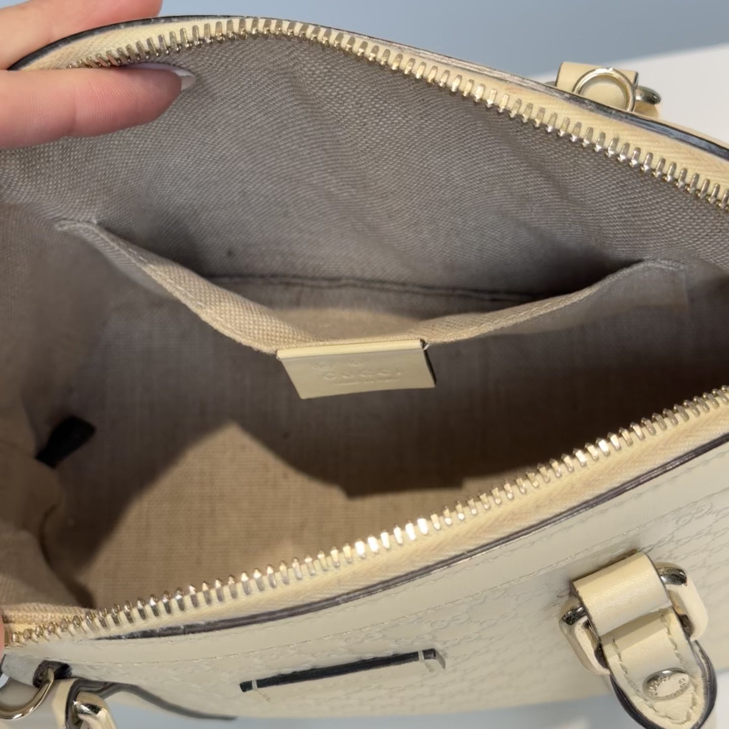 Gucci Mini Microguccissima Dome Bag - Queen May
