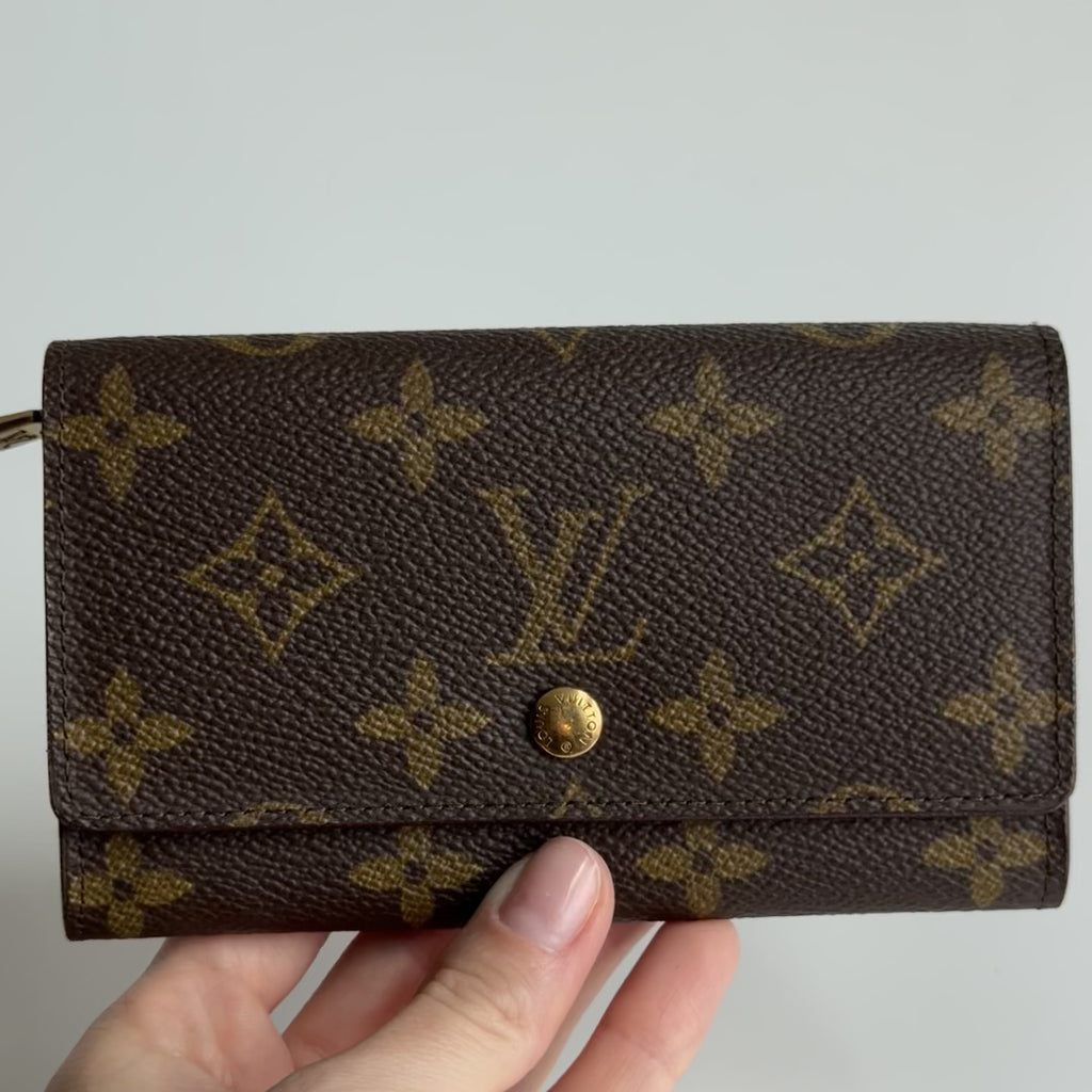 Louis Vuitton Rare Porte Monnaie Zip Wallet - Queen May