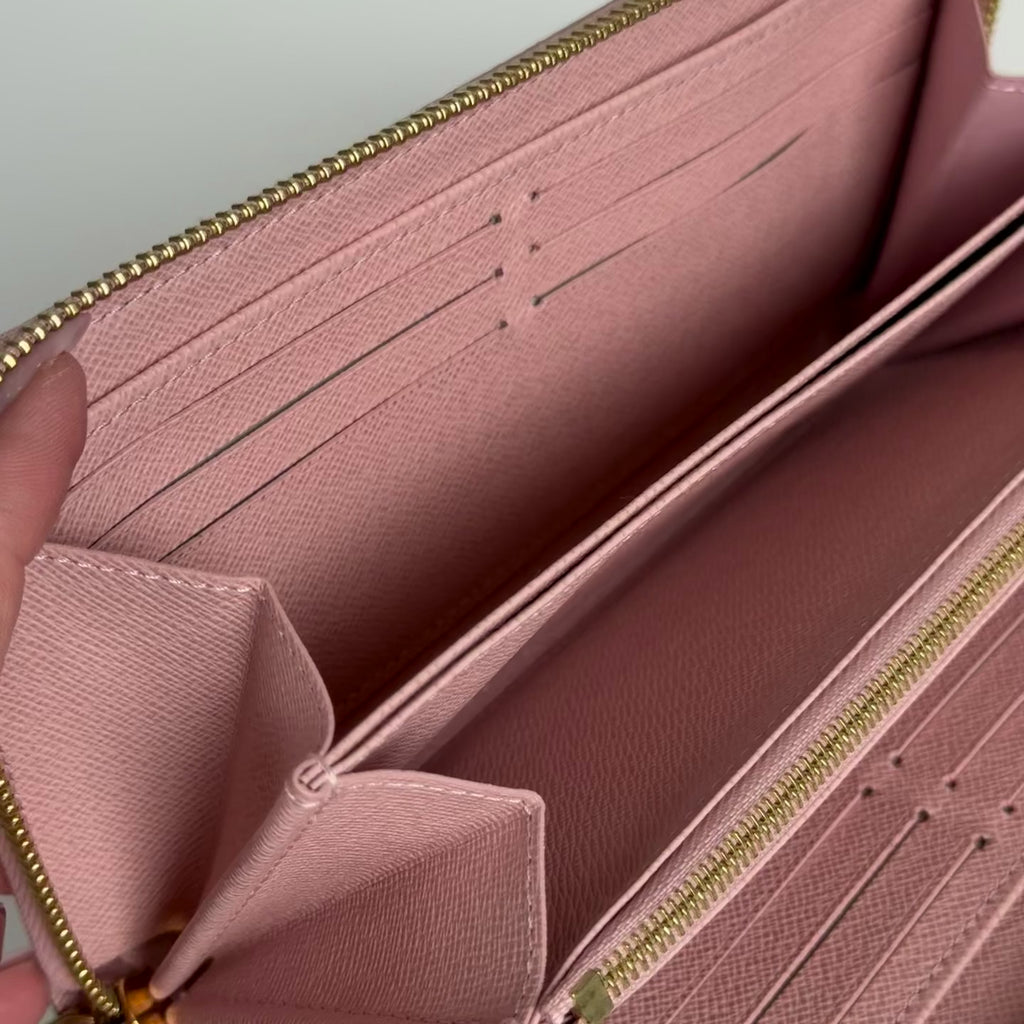 Louis Vuitton Damier Azur Zippy Wallet - Queen May