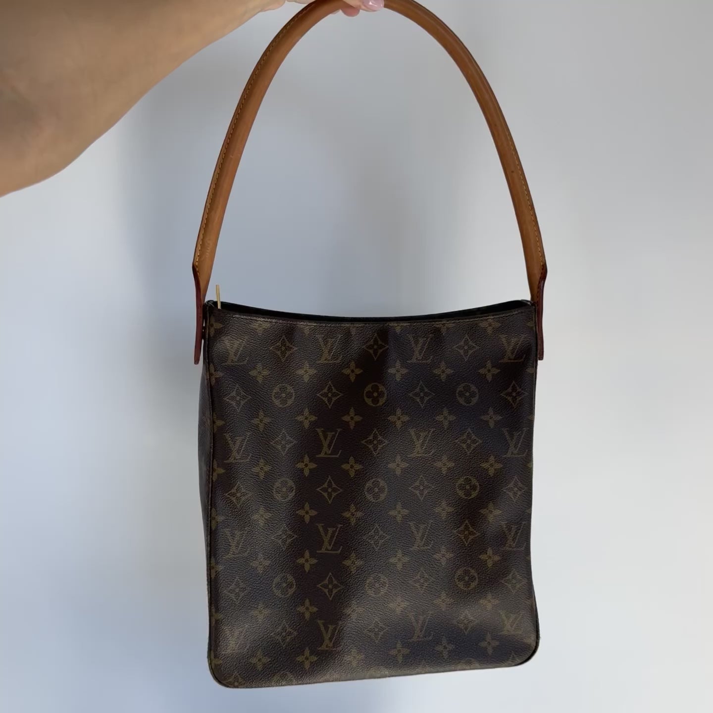 Louis Vuitton Monogram Looping GM - Queen May