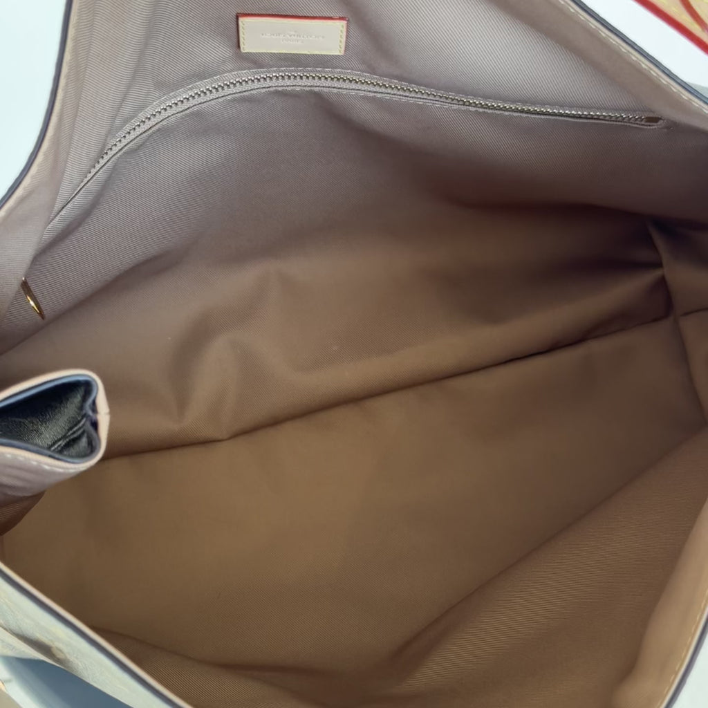 Louis Vuitton Monogram Graceful MM - Queen May