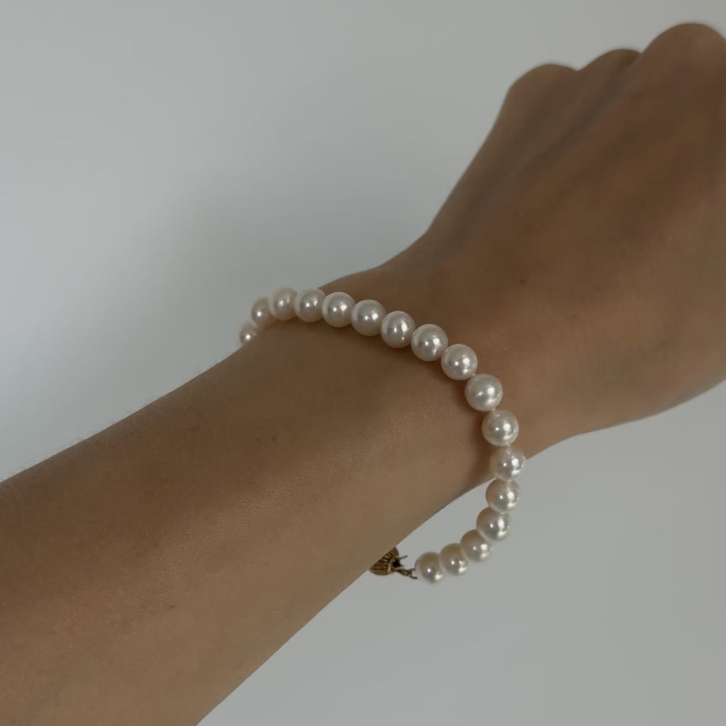Vintage 14K Yellow Gold 6.75mm Cultured Pearl Bracelet - Queen May