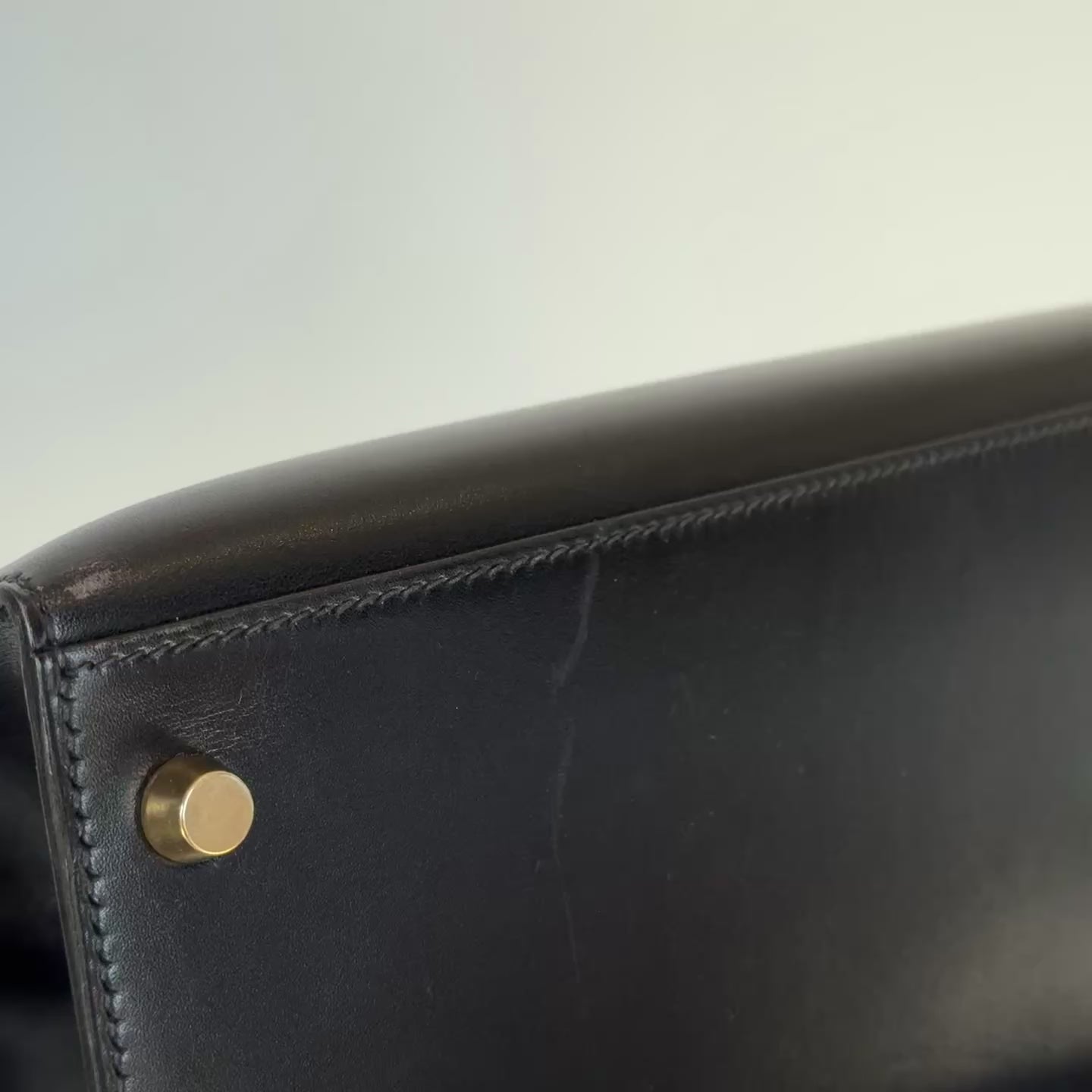 Hermes Black Box Kelly 28 Sellier Bag - Queen May