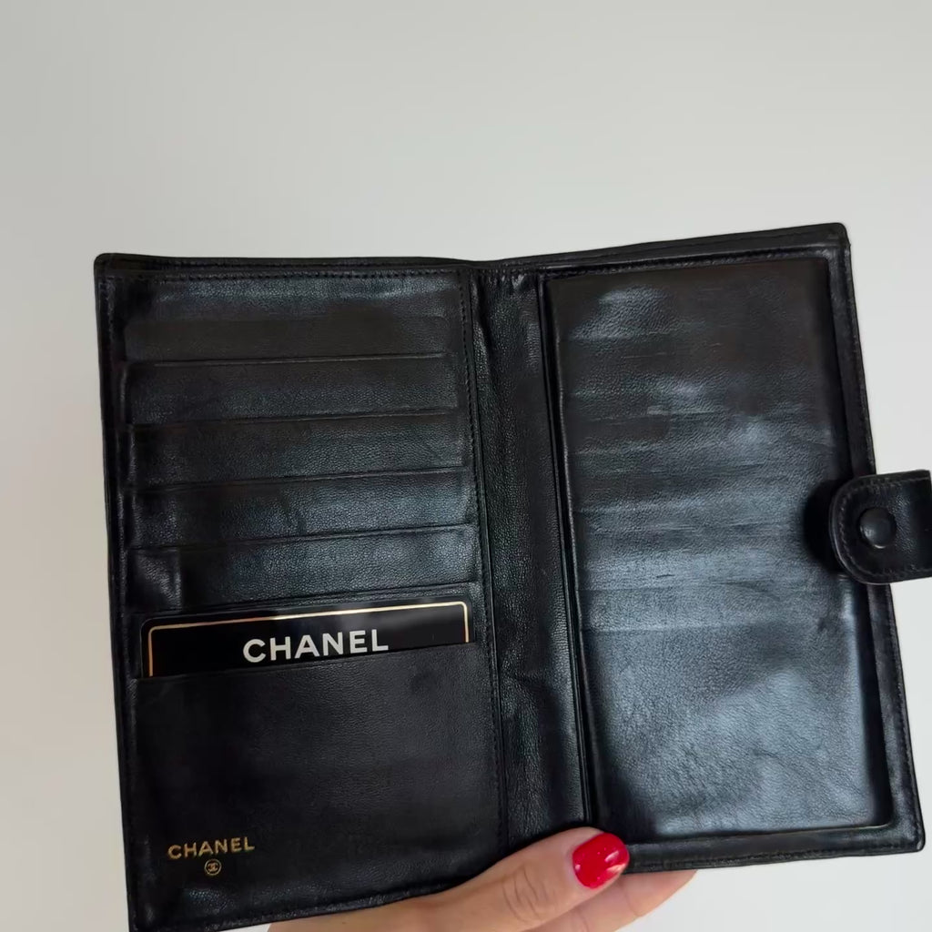 Vintage Chanel Lambskin Wallet - Queen May