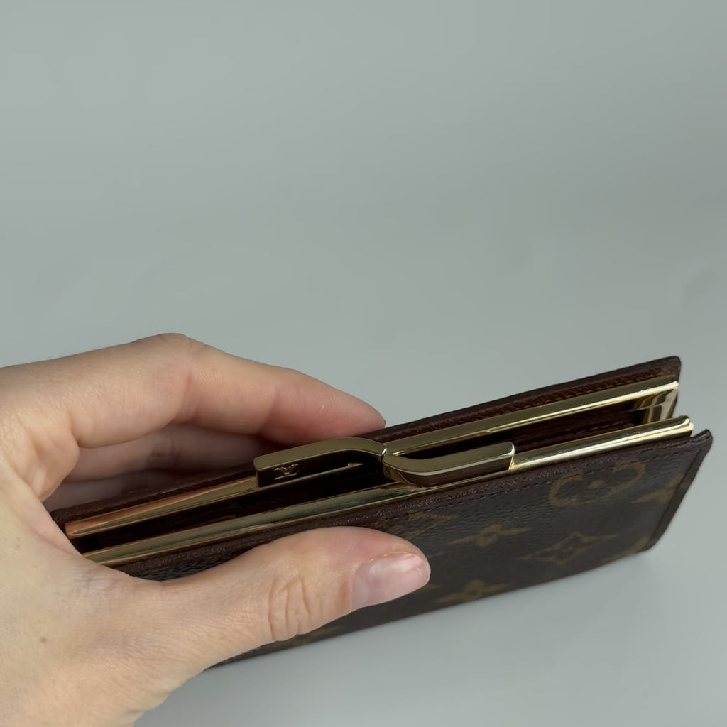 Louis Vuitton Monogram French Kisslock Wallet - Queen May