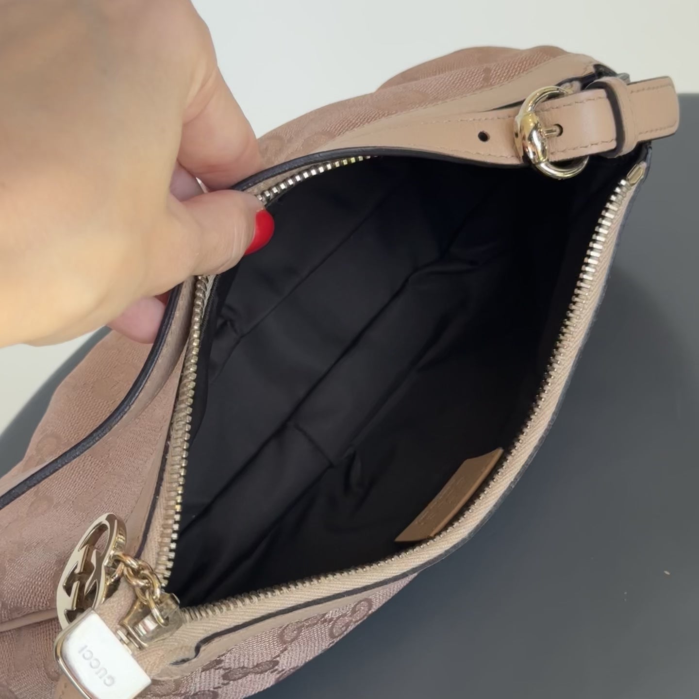 Gucci GG Canvas Lovely Heart Pochette Shoulder Bag - Queen May