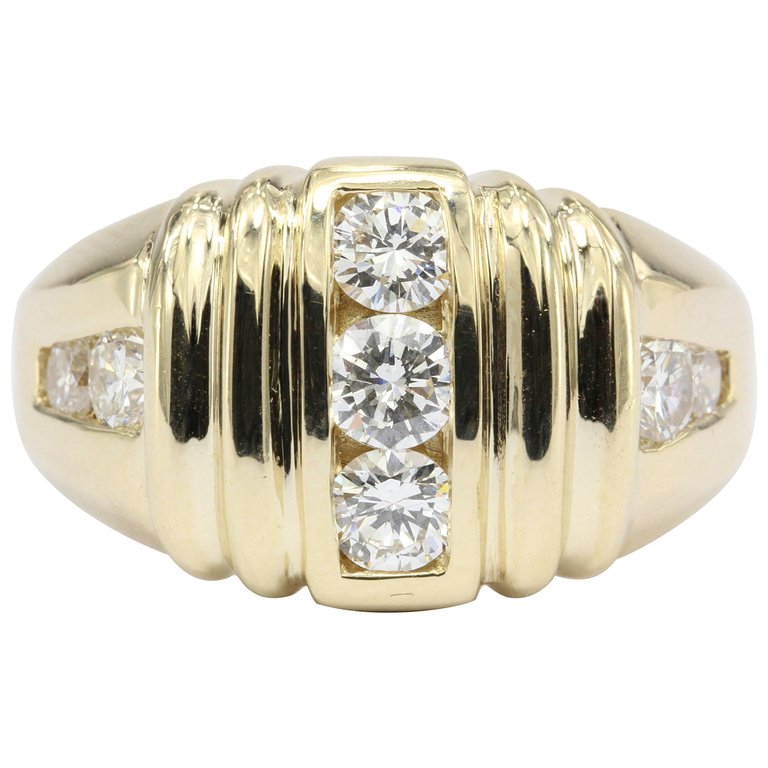 Classic Mens Diamond 14K Gold Ring - Queen May