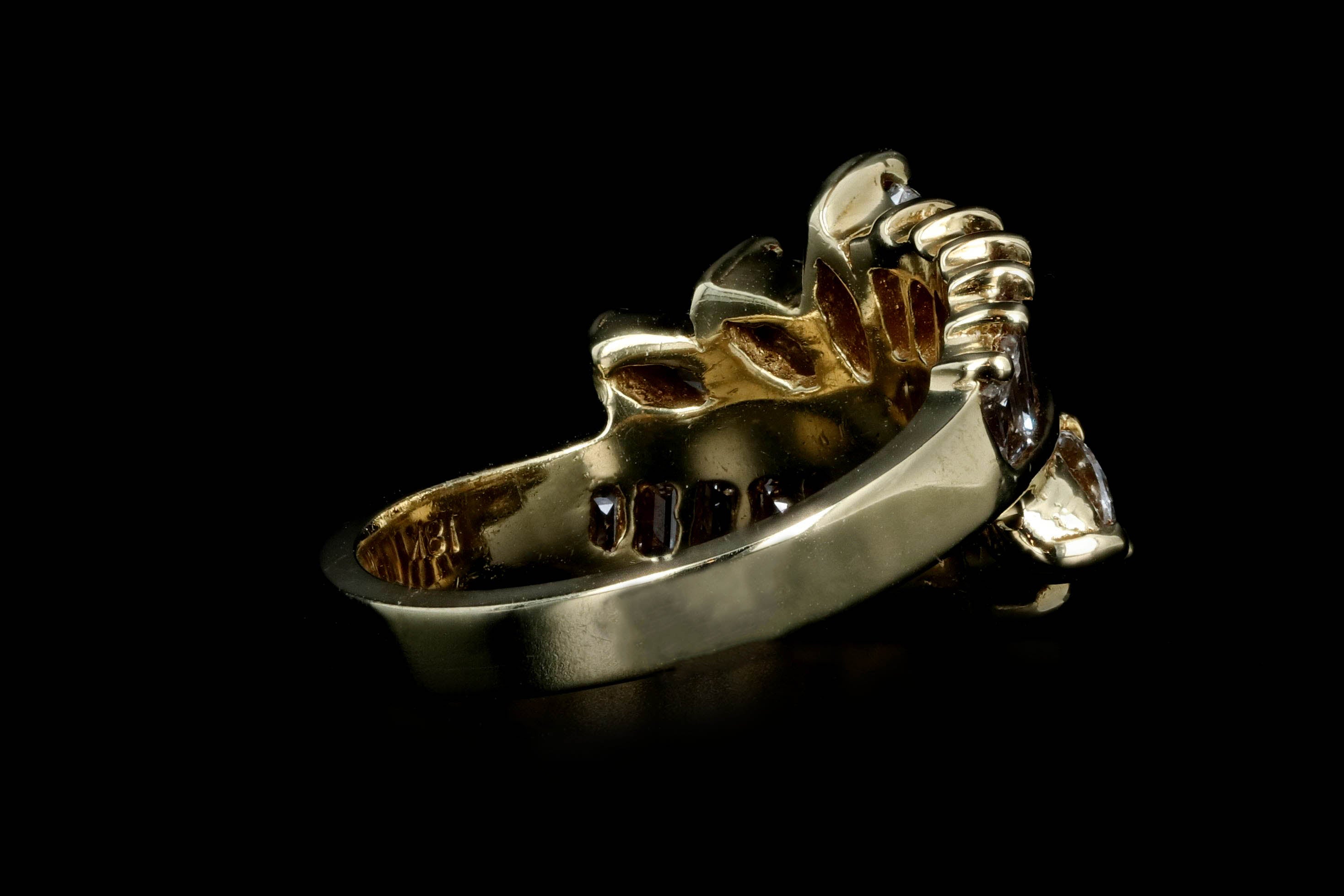 Retro 18K Yellow Gold 2.5 CTW Marquise and Tapered Baguette Diamond Ring - Queen May