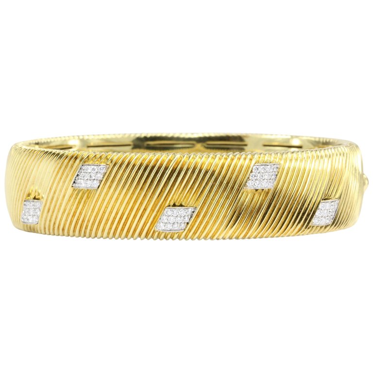 Roberto Coin Appassionata 18K Gold Diamond Bangle Bracelet - Queen May