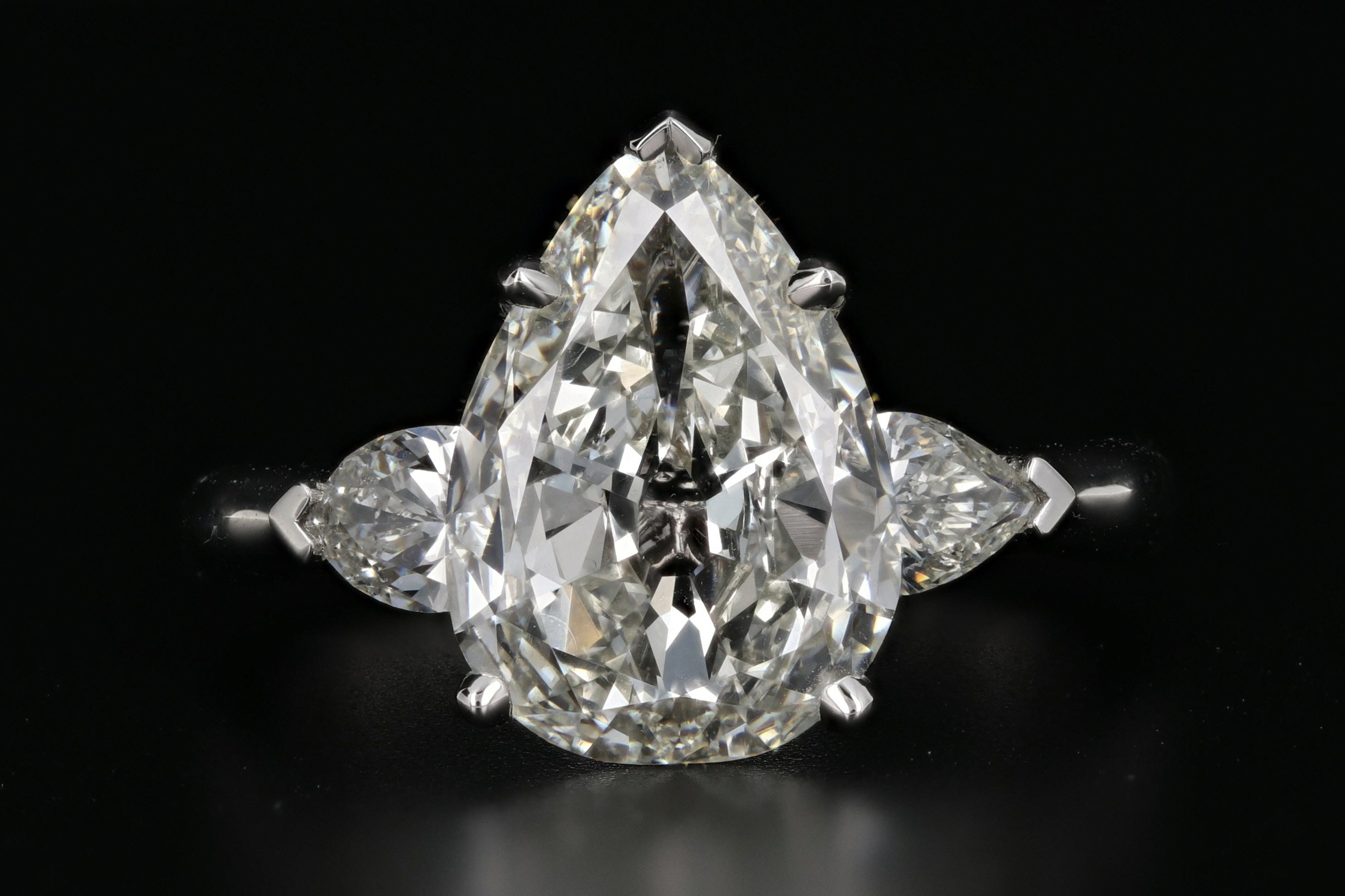 Platinum 3CT antique pear diamond 3.64CTW IGI Certified - Queen May