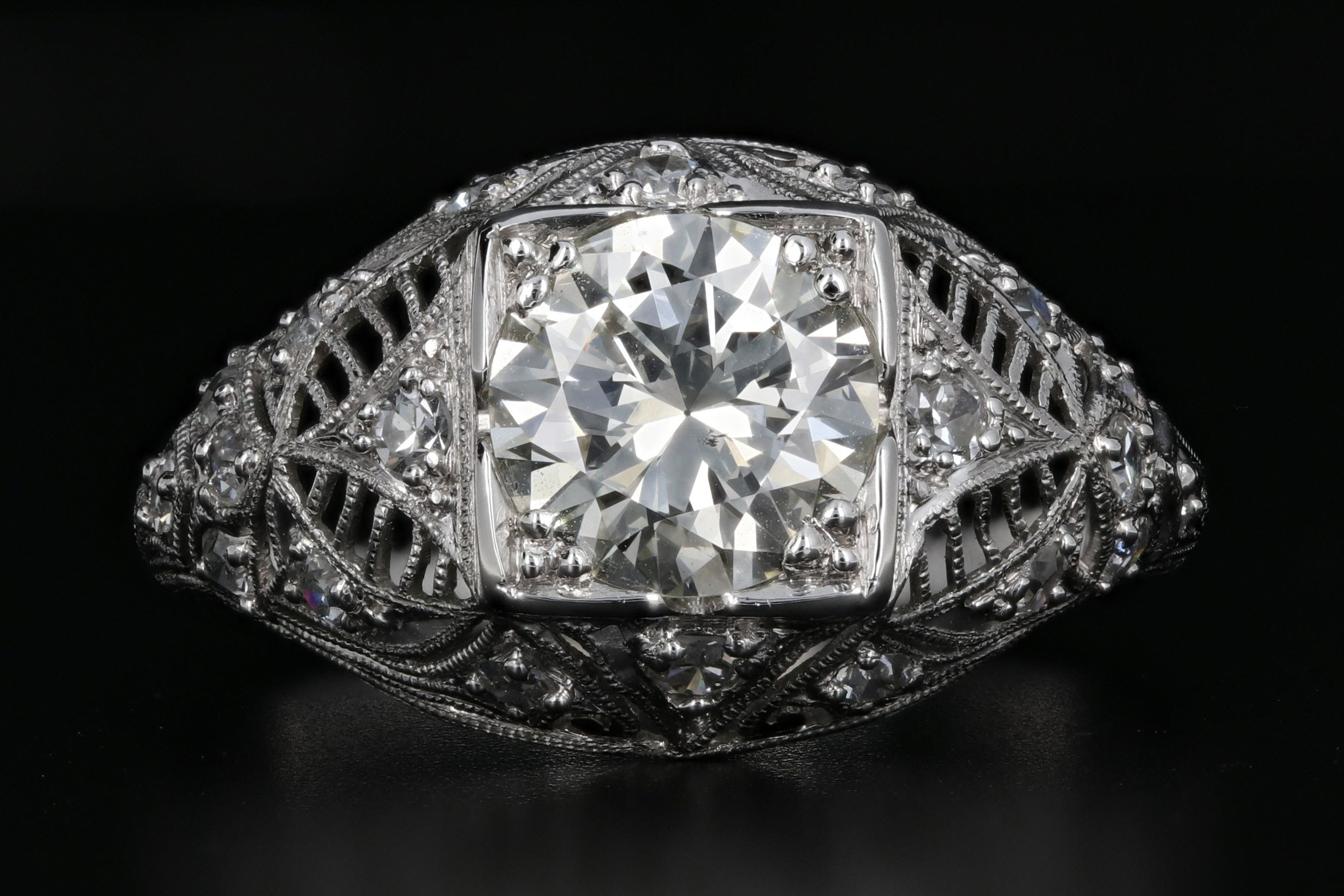 Art Deco Platinum 1.4 Carat Round Brilliant Cut Diamond Engagement Ring - Queen May