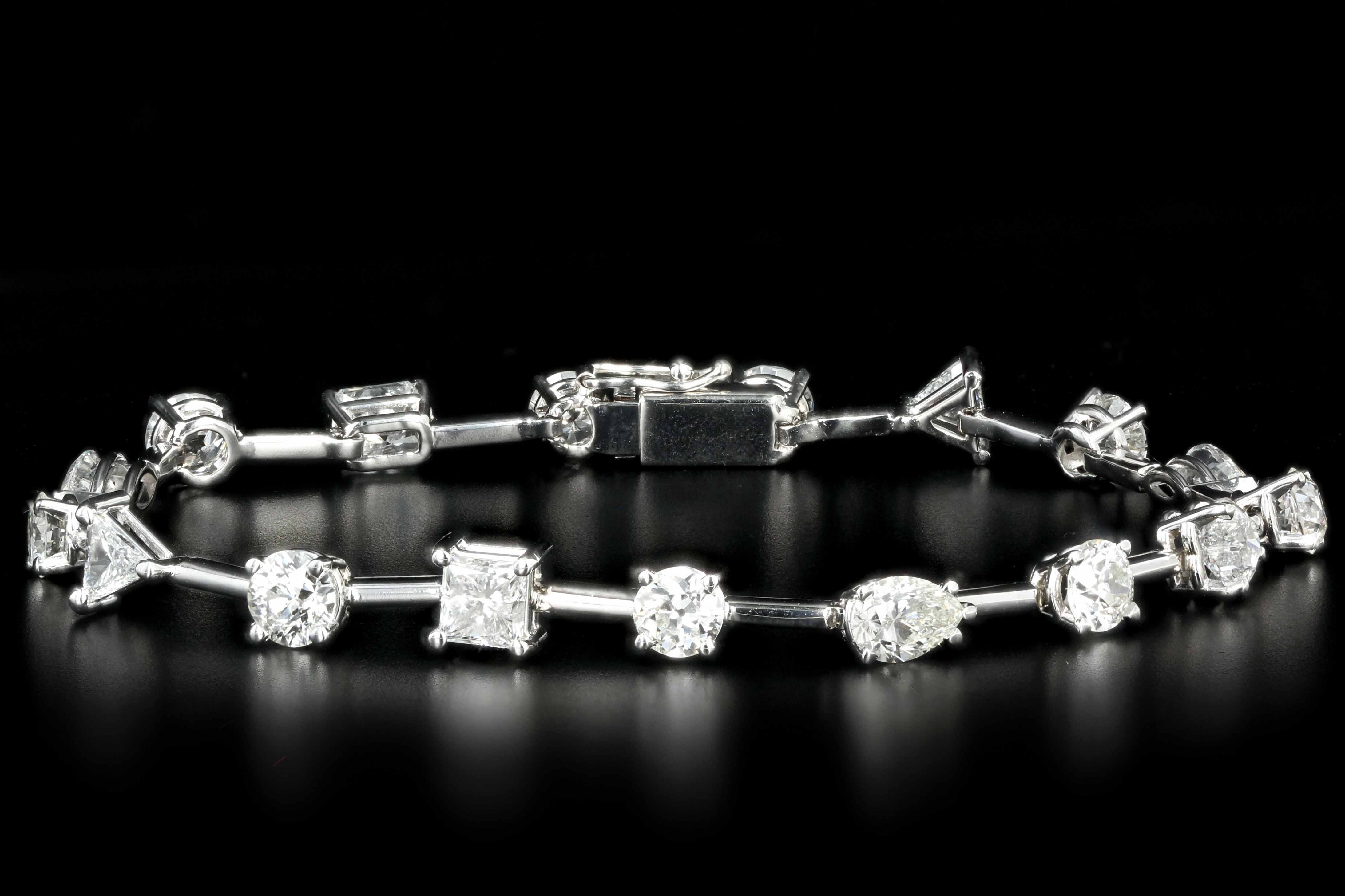 New 18K White Gold 7.51 Carat Mix Diamond Bracelet - Queen May