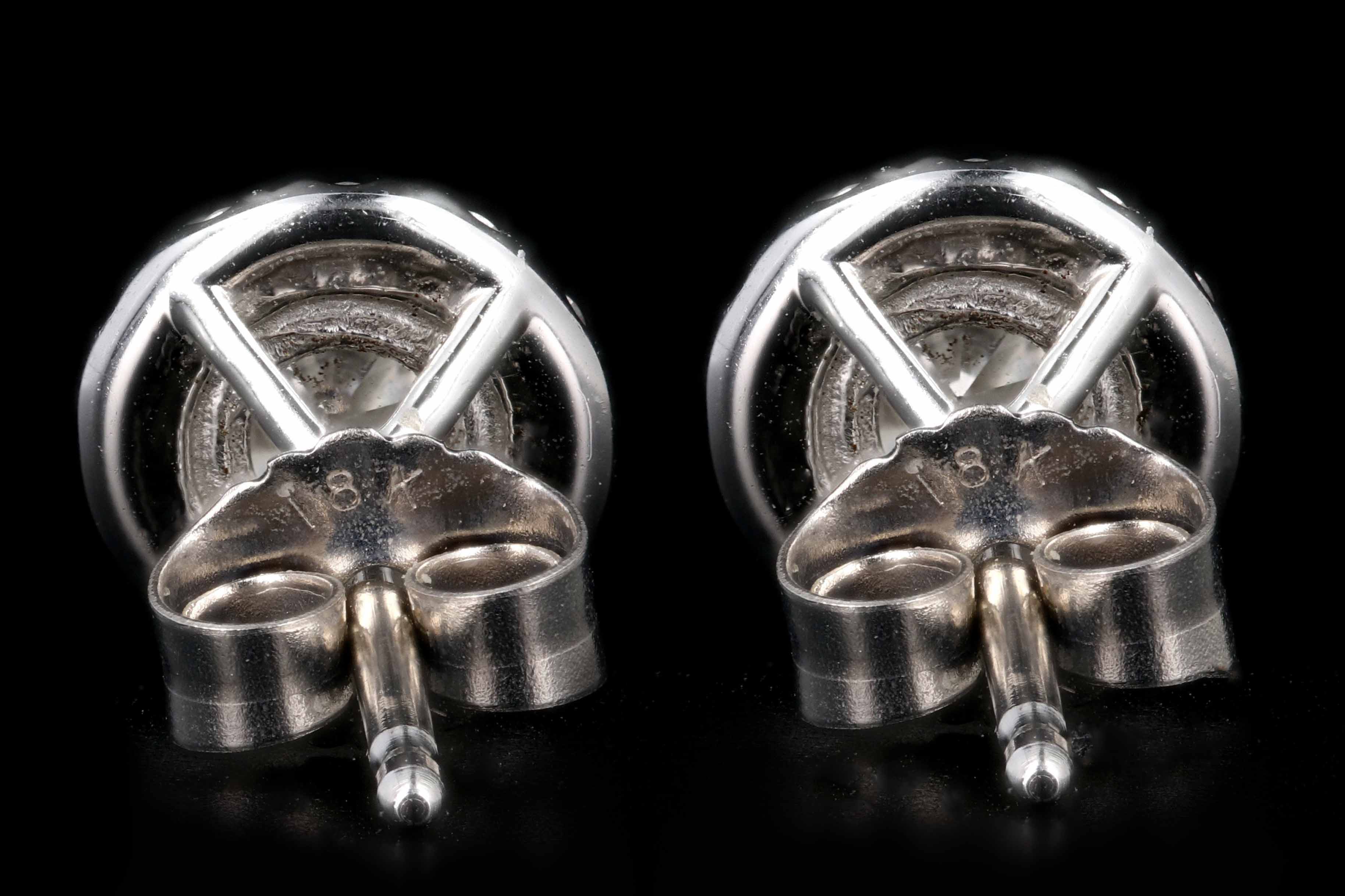 Modern 18K White Gold 1CTW Diamond Earrings - Queen May