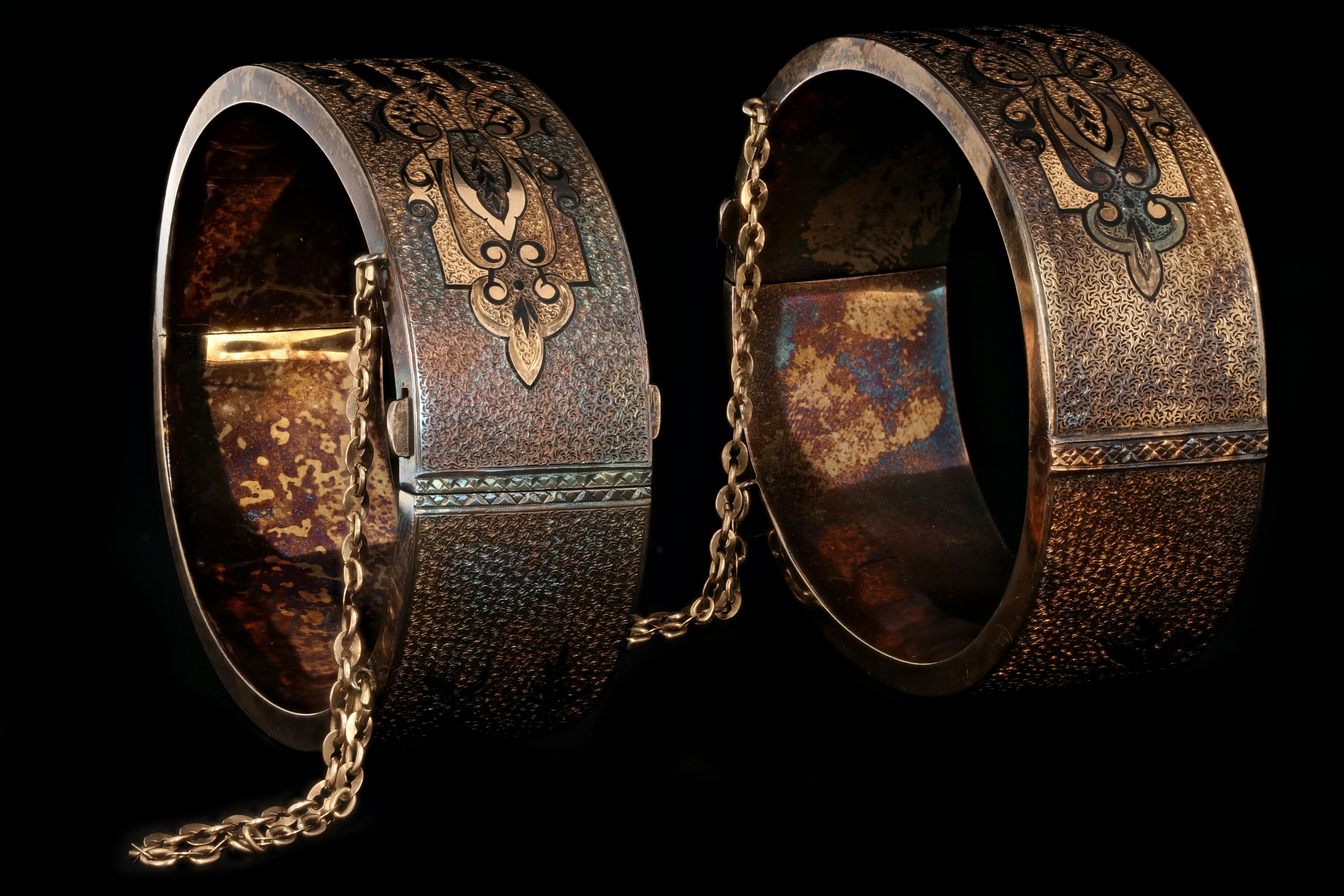 Victorian 14K Gold Pair of Wedding Bangles/Bracelets With Original Box - Queen May