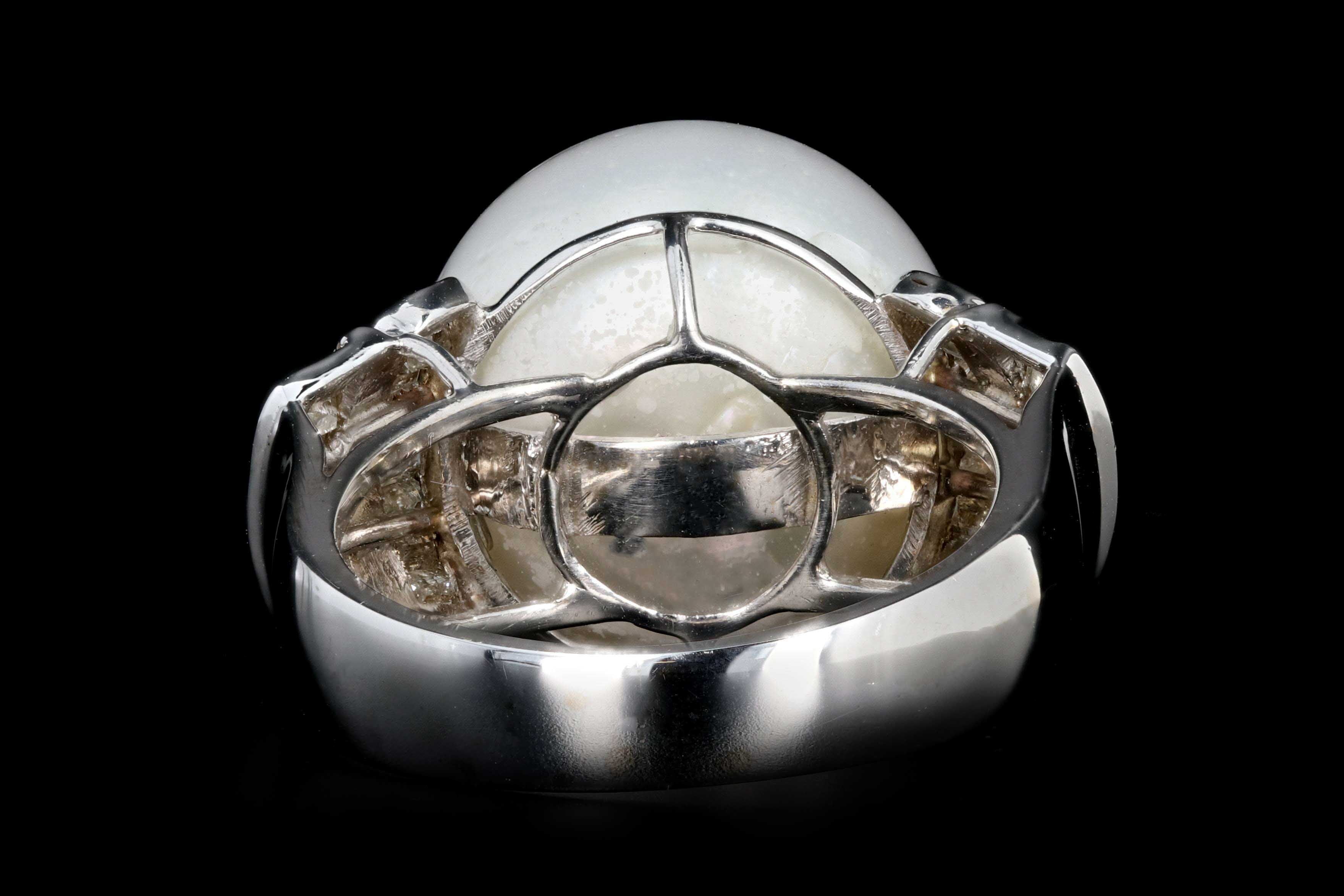 Modern 14K White Gold 15.6mm Pearl and Baguette Diamond Ring - Queen May