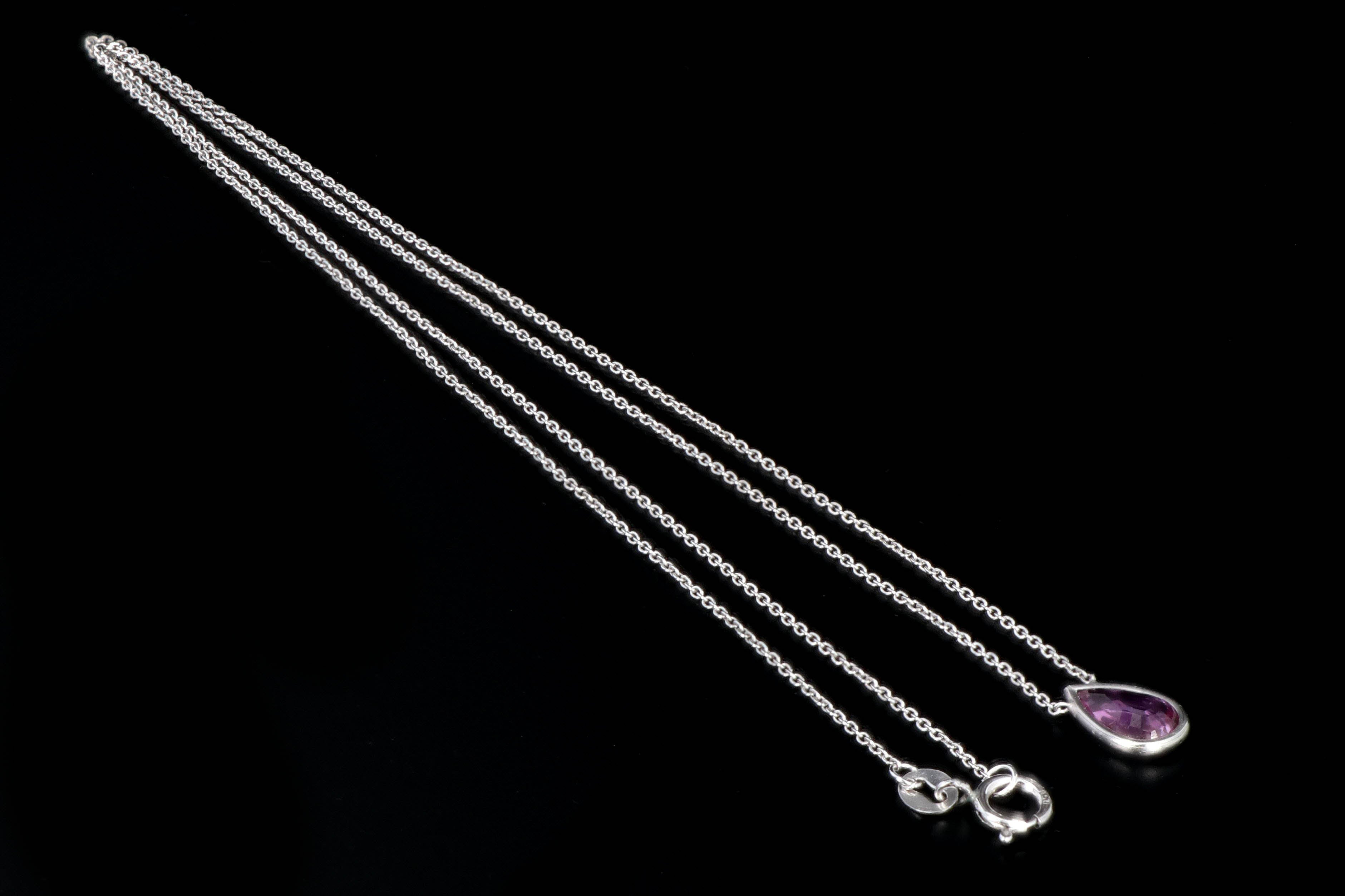 Modern Platinum .96 Carat Natural No Heat Pink Pear Shaped Sapphire Pendant - Queen May