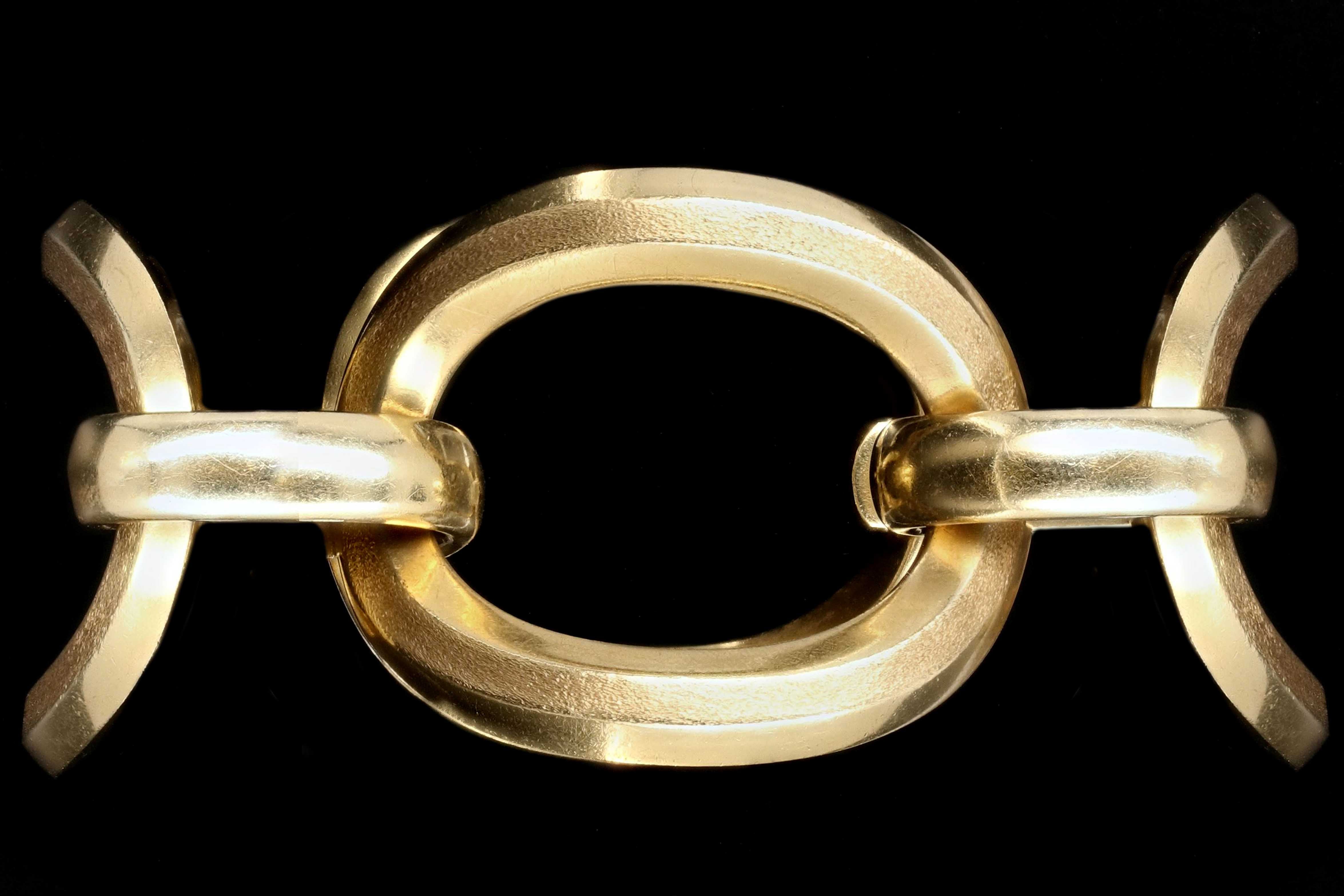 Vintage 14K Yellow Gold Large Oval Link Bracelet - Queen May