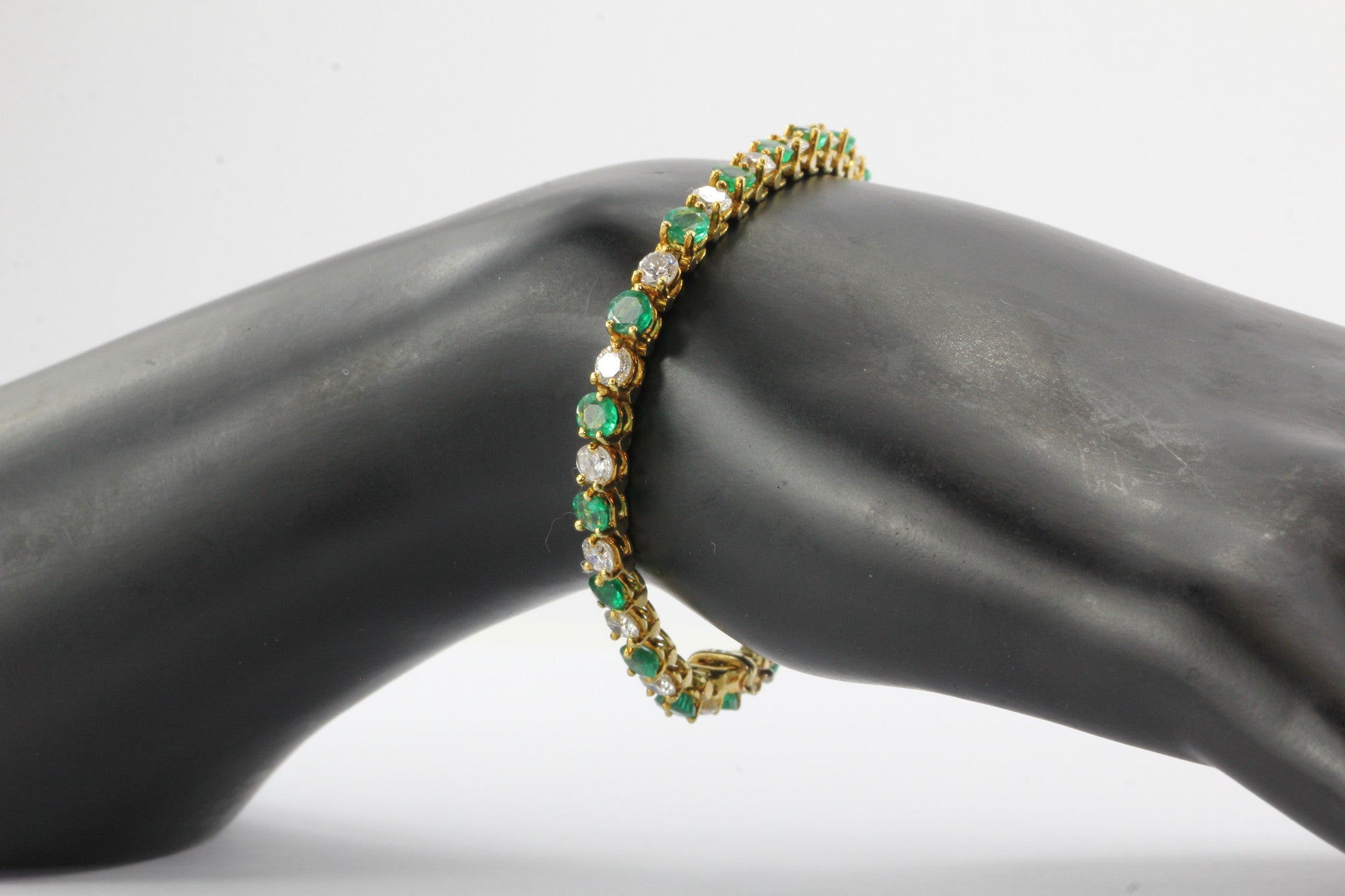 18K Gold Emerald Diamond Tennis Bracelet 7.25 Carats Total - Queen May